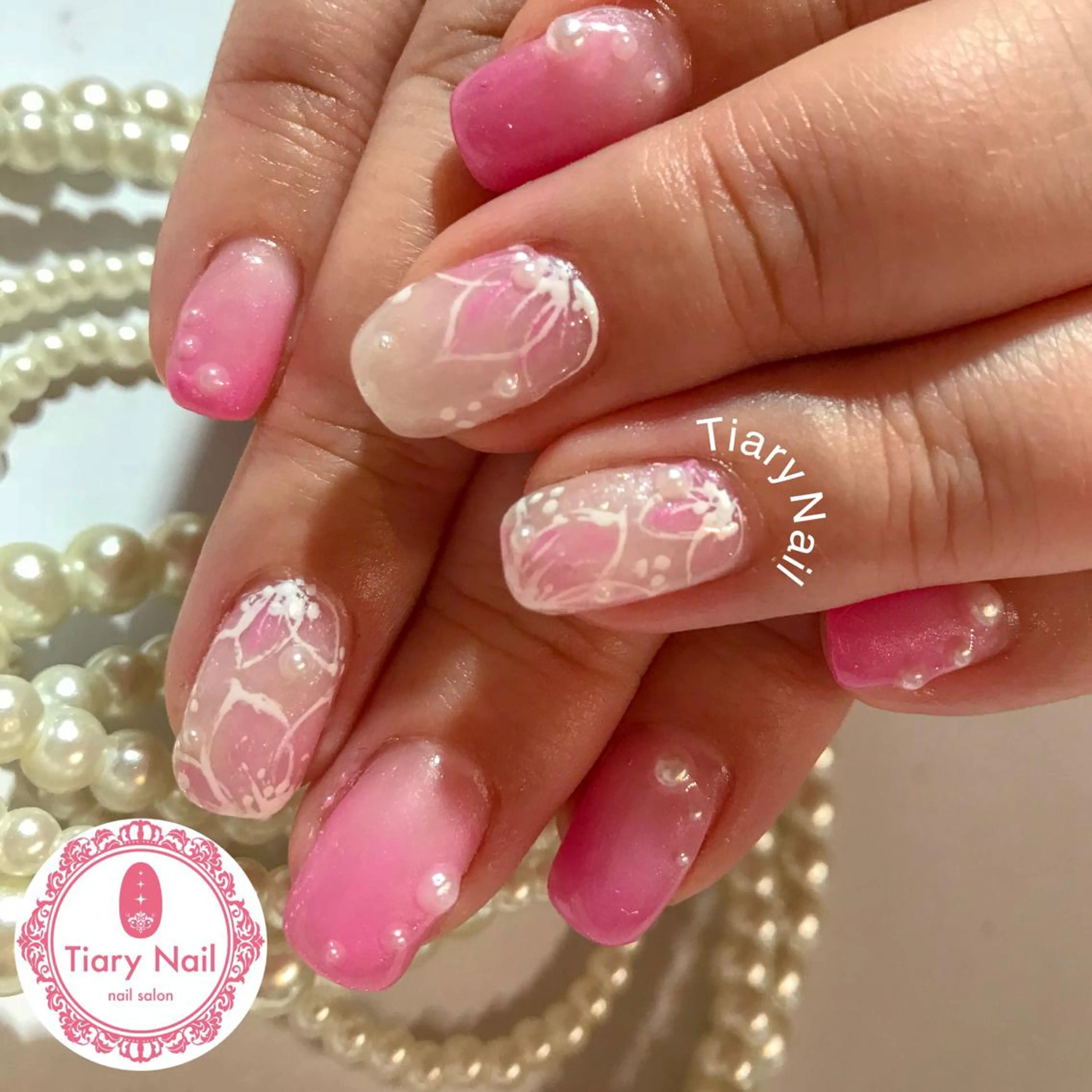 ネイル 💗🪽Tiary Nail🪽💗のネイルデザイン