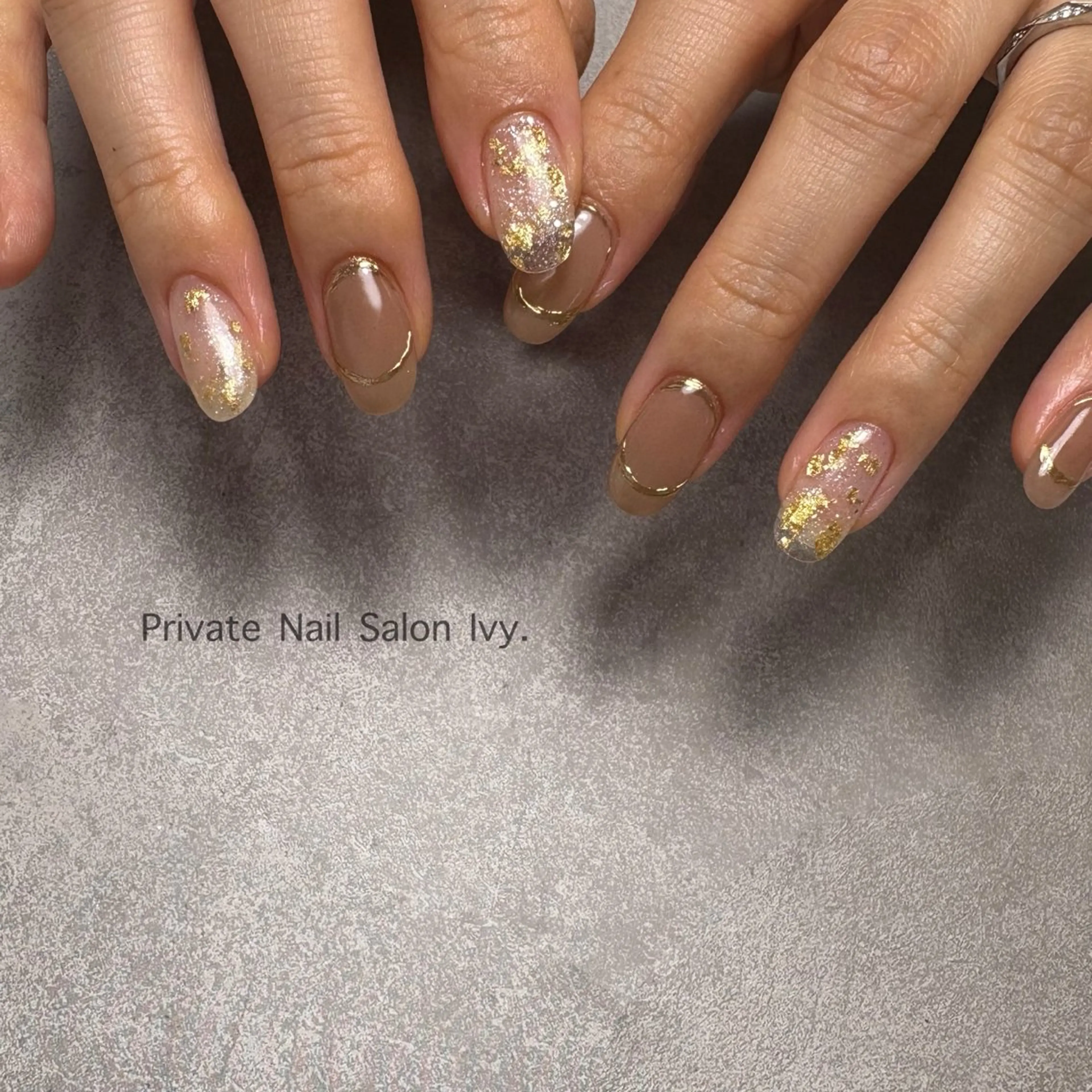 ネイル ミラーネイル nail salon Ivy【放出】のネイルデザイン