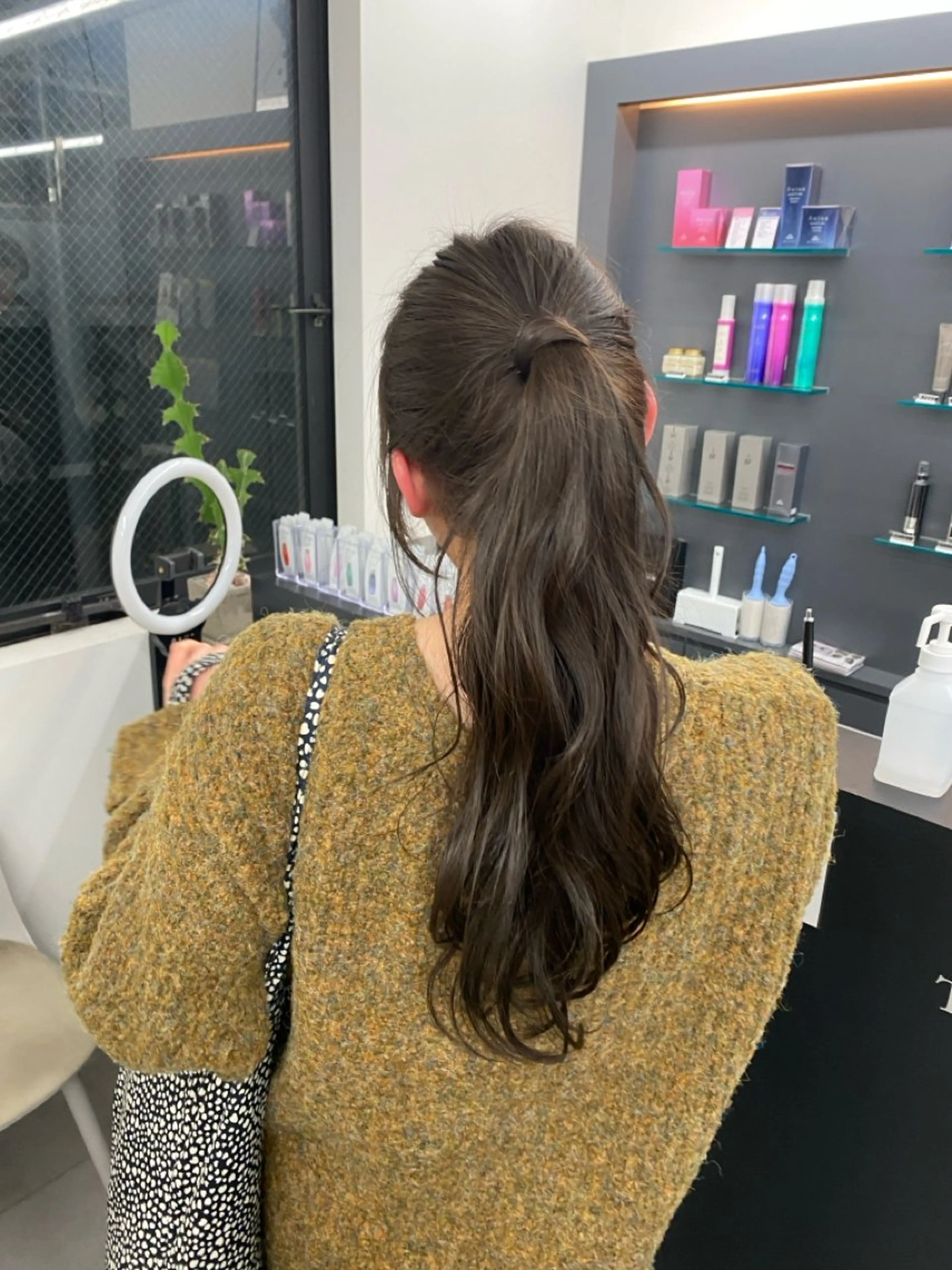 セミロング カラー ブラウンカラー オリーブブラウン 韓国風ヘア 江坂トレンド韓国風 髪質改善shinoのヘアスタイル