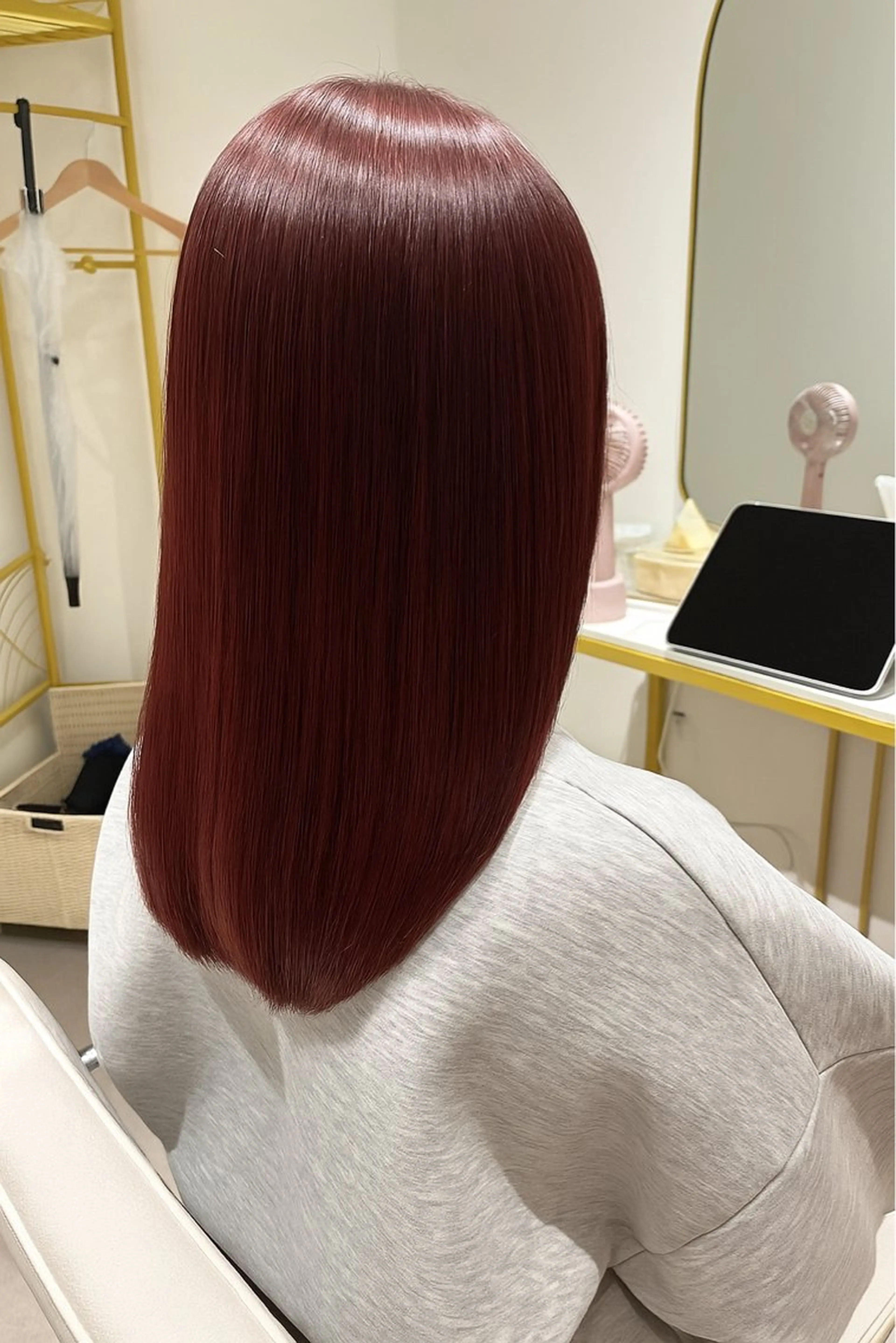 ミディアム ボブレイヤー ミディアムパーマ ミストバング ボブ ハイライト The Apartment of Solon Citta 船橋609所属・髪質改善/縮毛矯正/ 美髪/個室/ハラのヘアスタイル