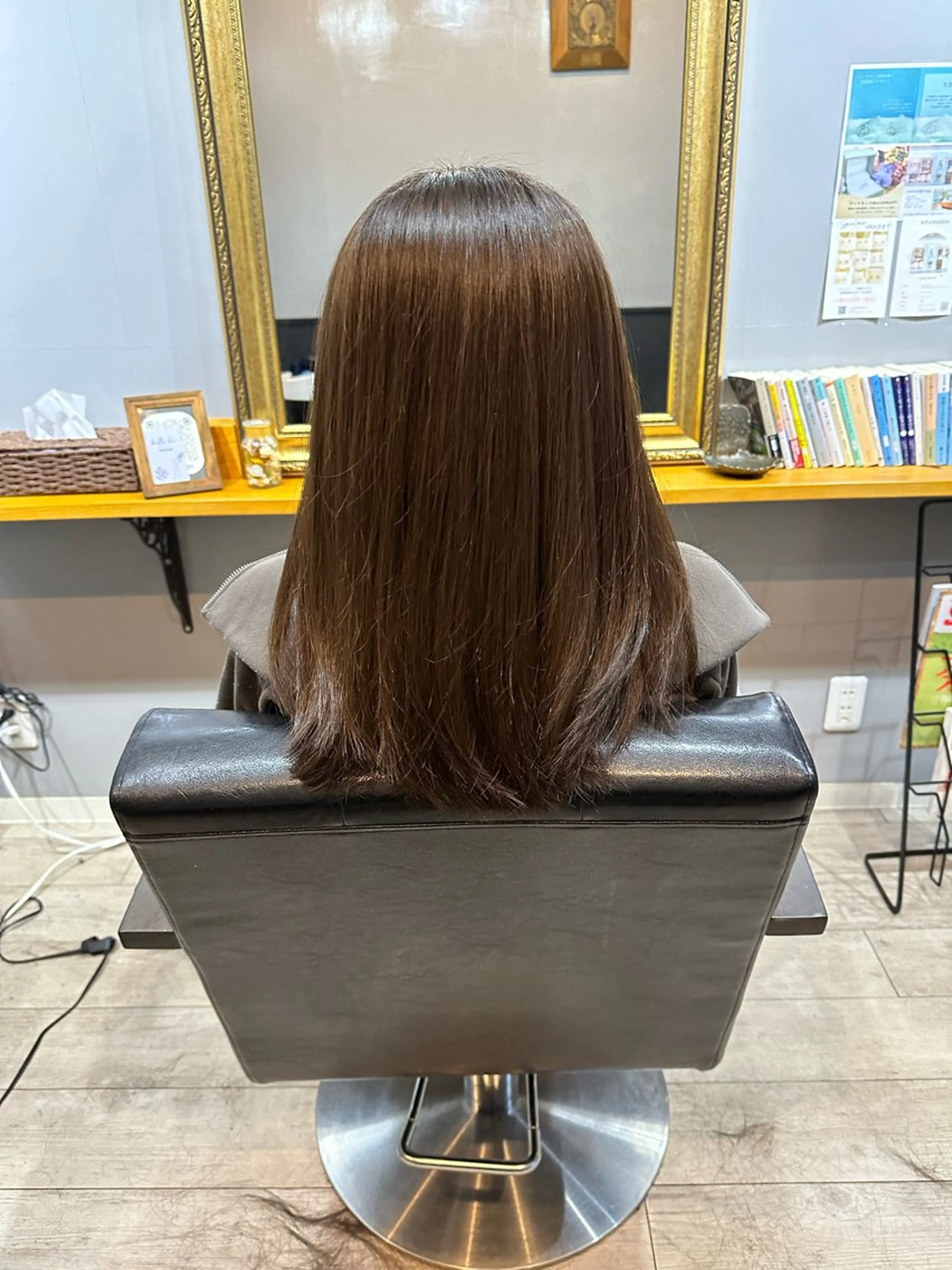 セミロング カラー 渡辺俊介 暗髪カラー /美髪矯正/髪質改善のヘアスタイル