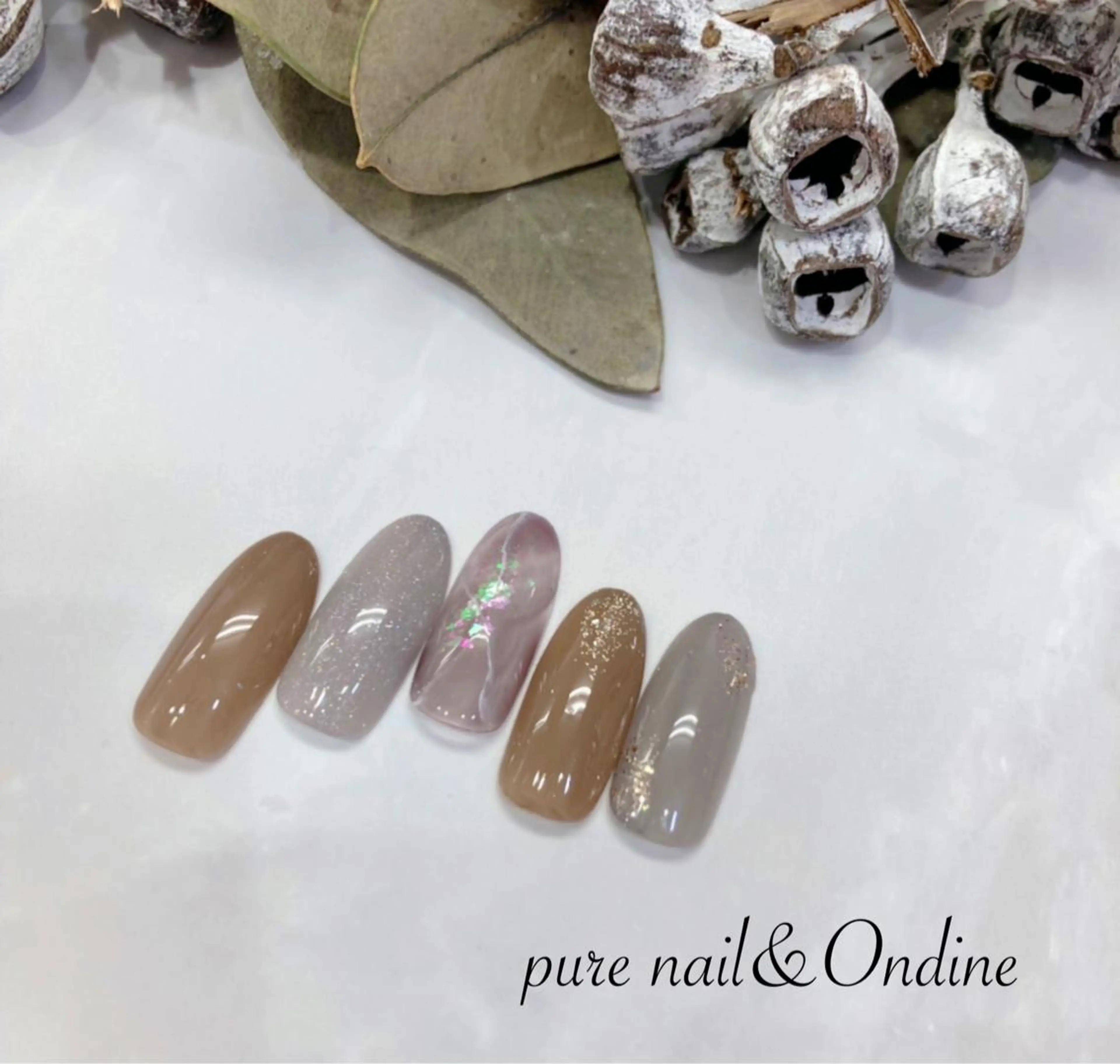 ネイル ニュアンスネイル ピュアネイル& オンディーヌのネイルデザイン
