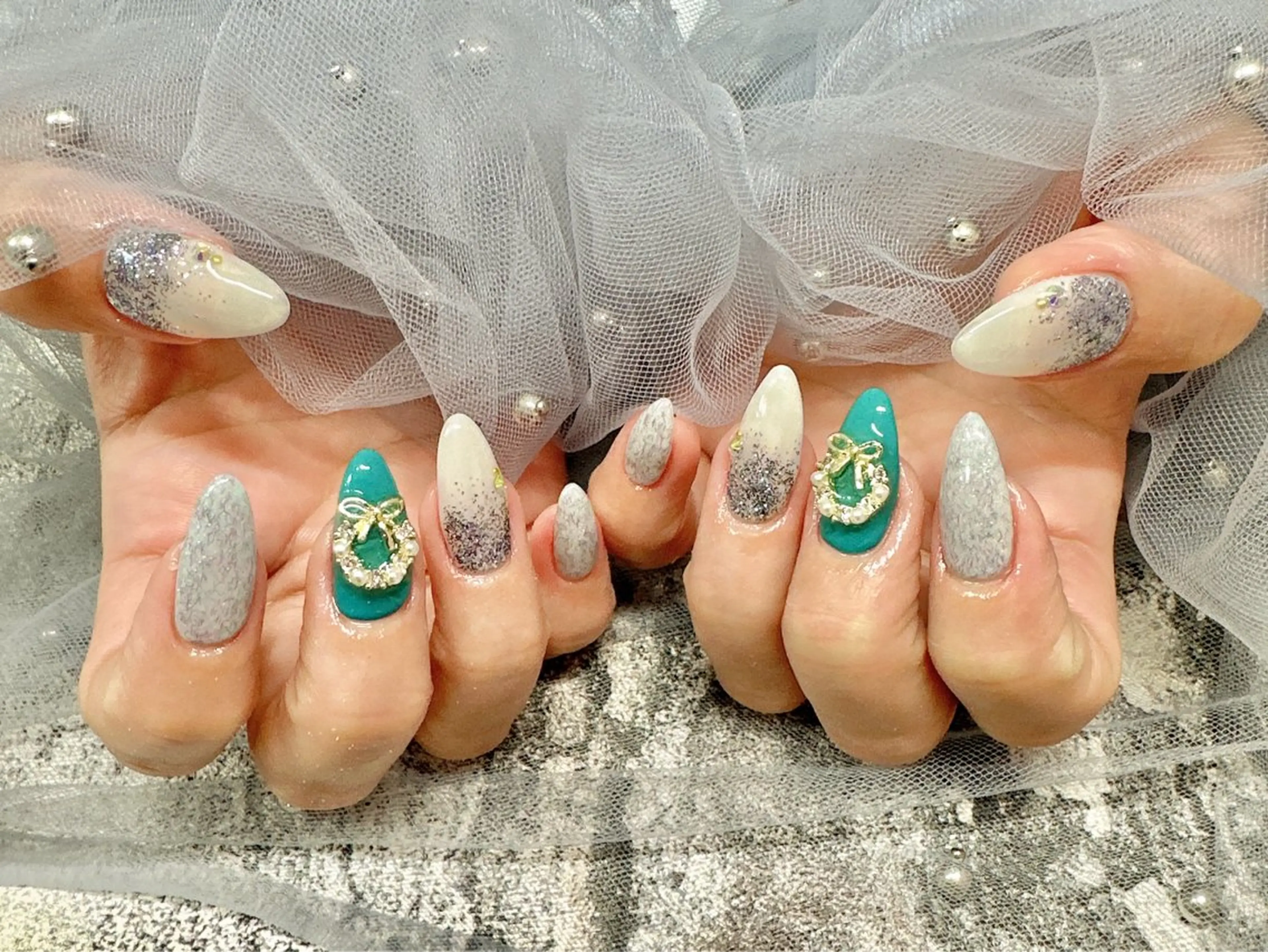 ネイル Luna K.のネイルデザイン