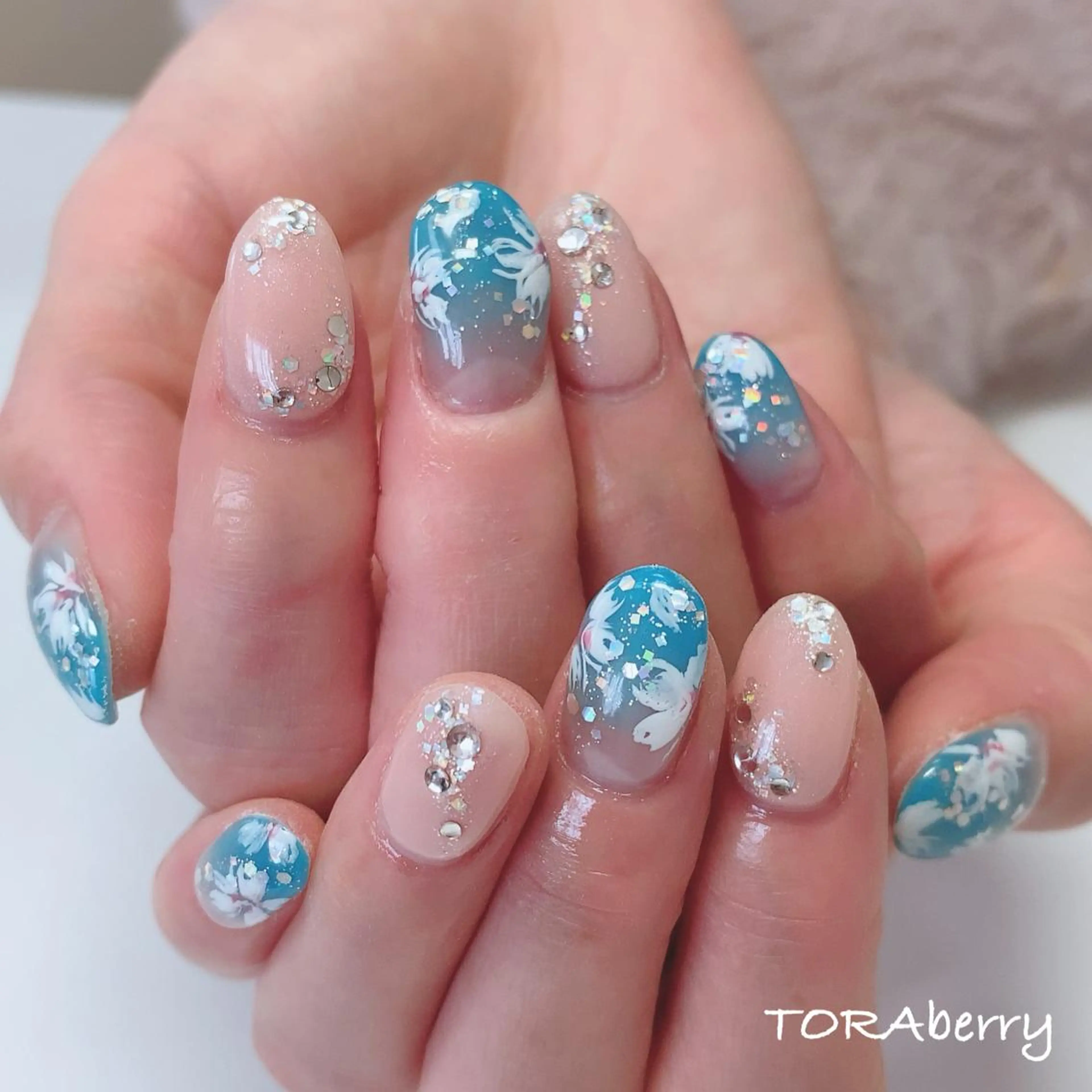 ネイル ネイリスト なつみのネイルデザイン