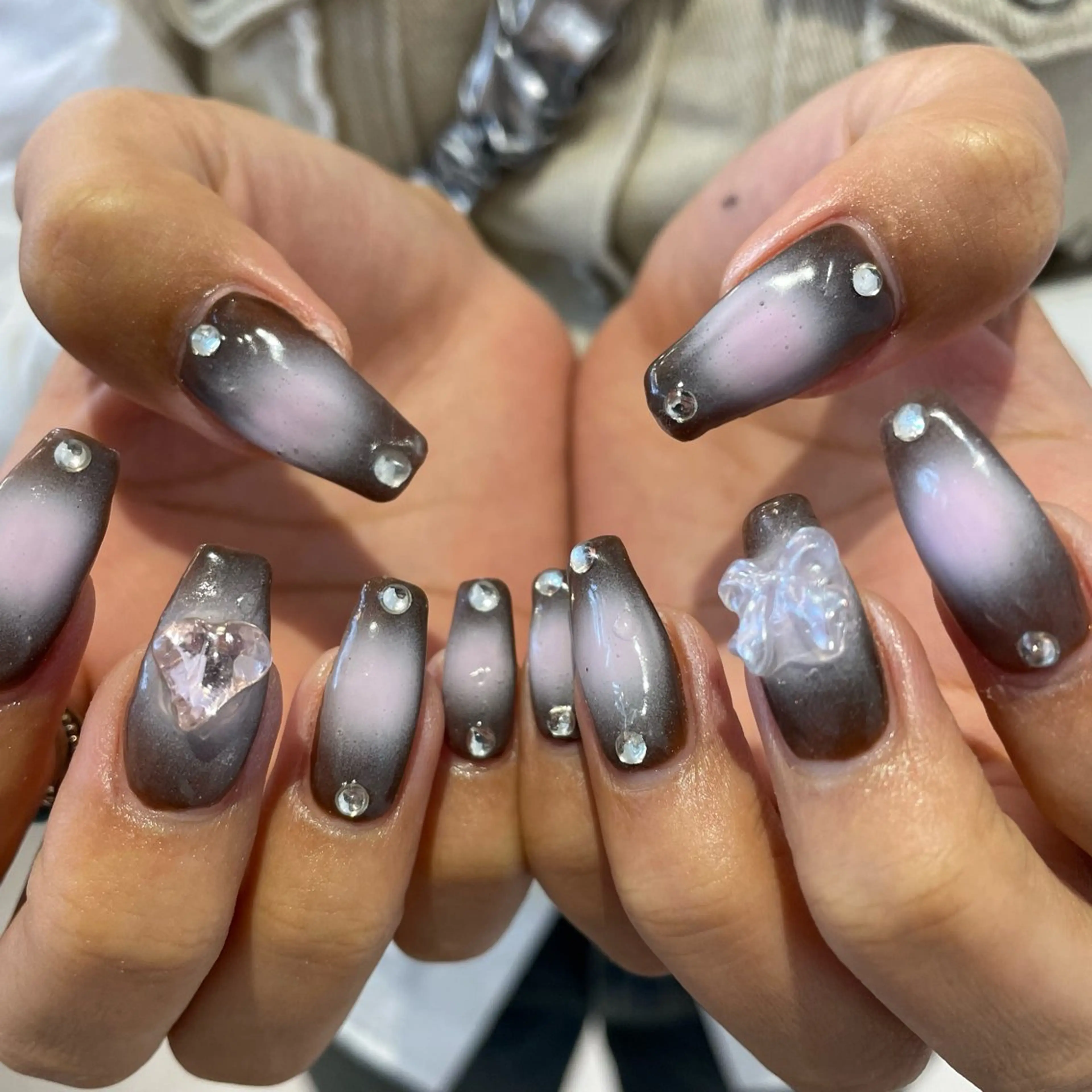 ネイルデザイン・アートカタログ「エアブラシネイル」byhair&nail