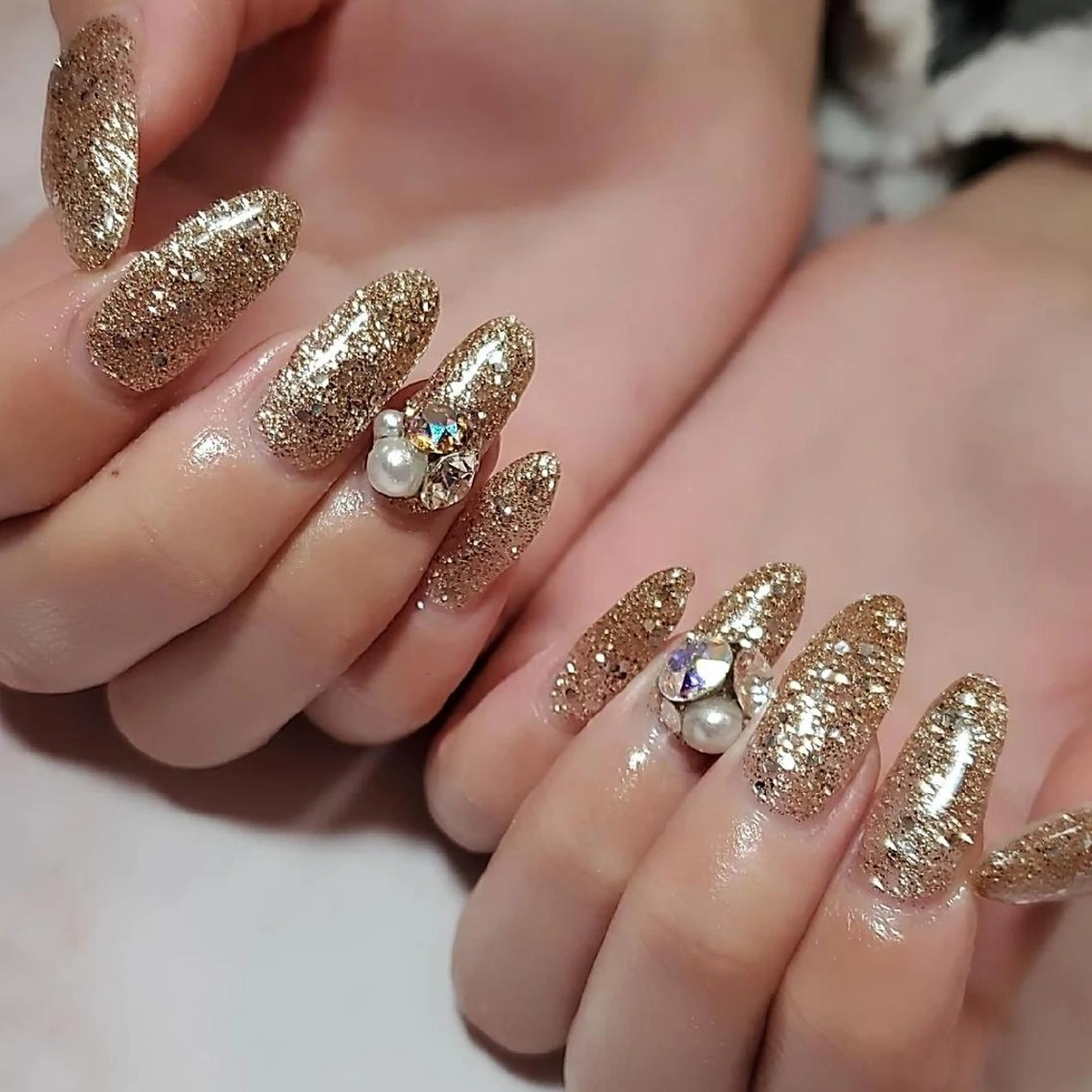 ネイル キラキラネイル ラメ(グリッター) Garnet nailのネイルデザイン