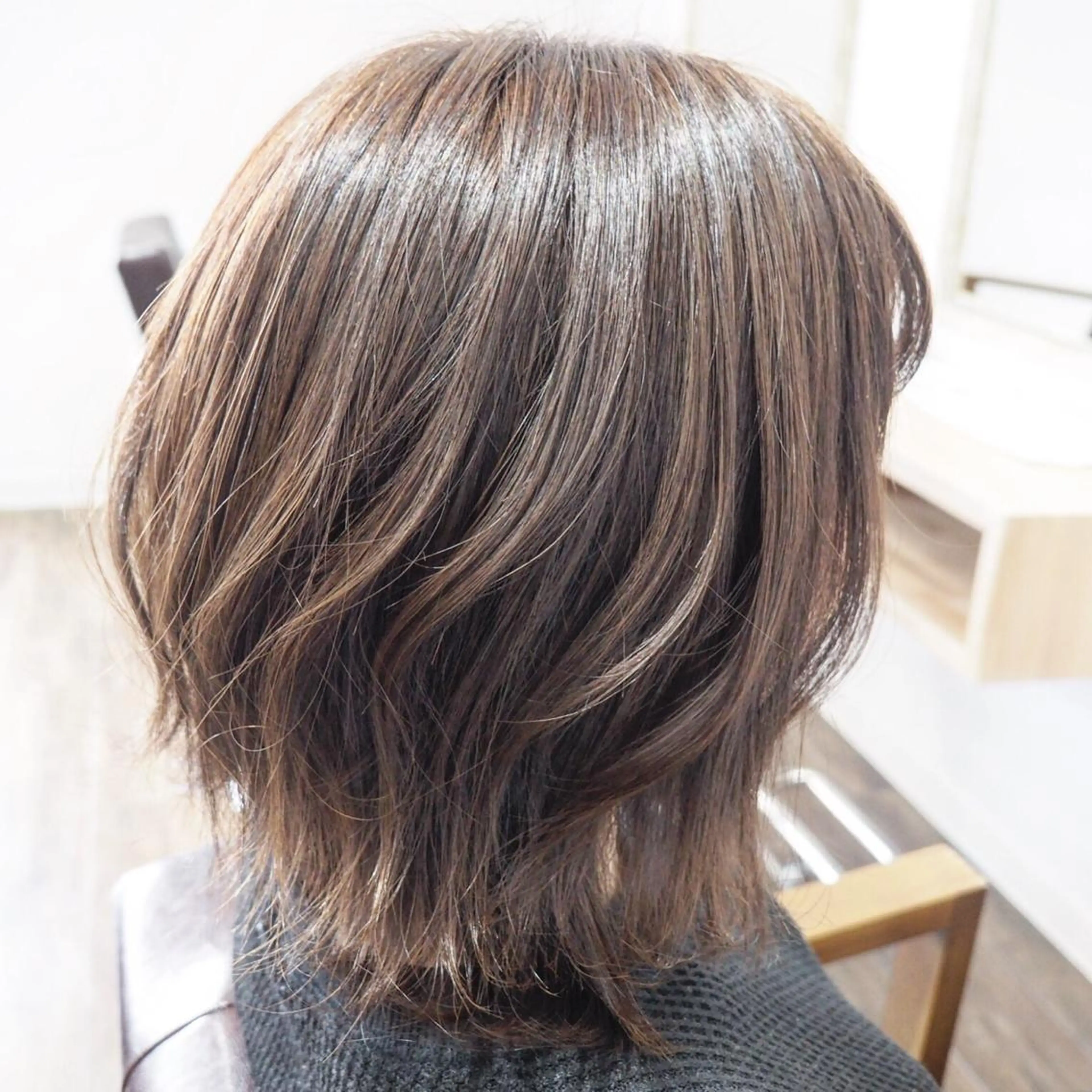 カラー ヘアカラー トリートメント 土屋 貴章のヘアスタイル