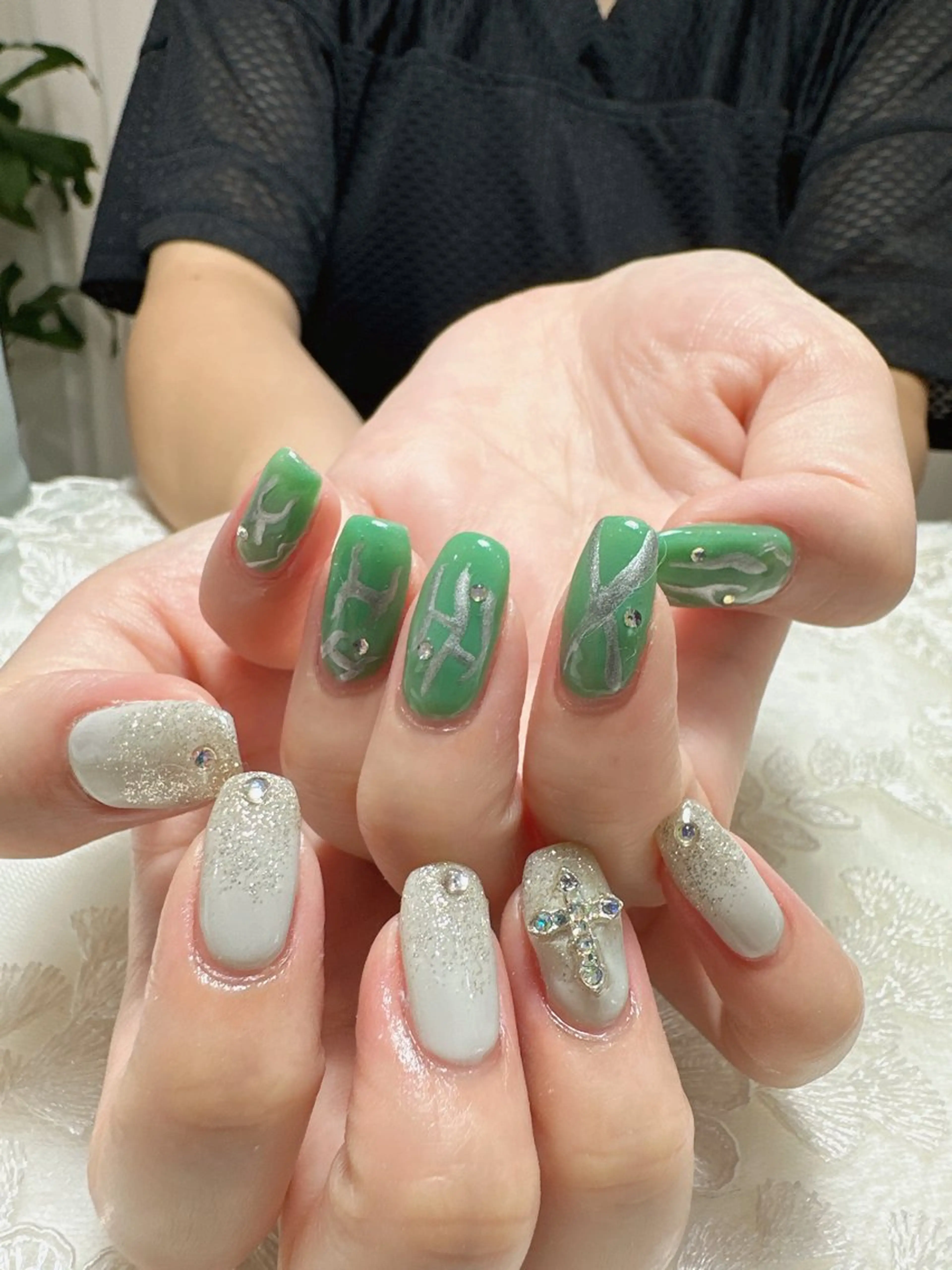 ネイル ハンドネイル Max nail&eyeのネイルデザイン