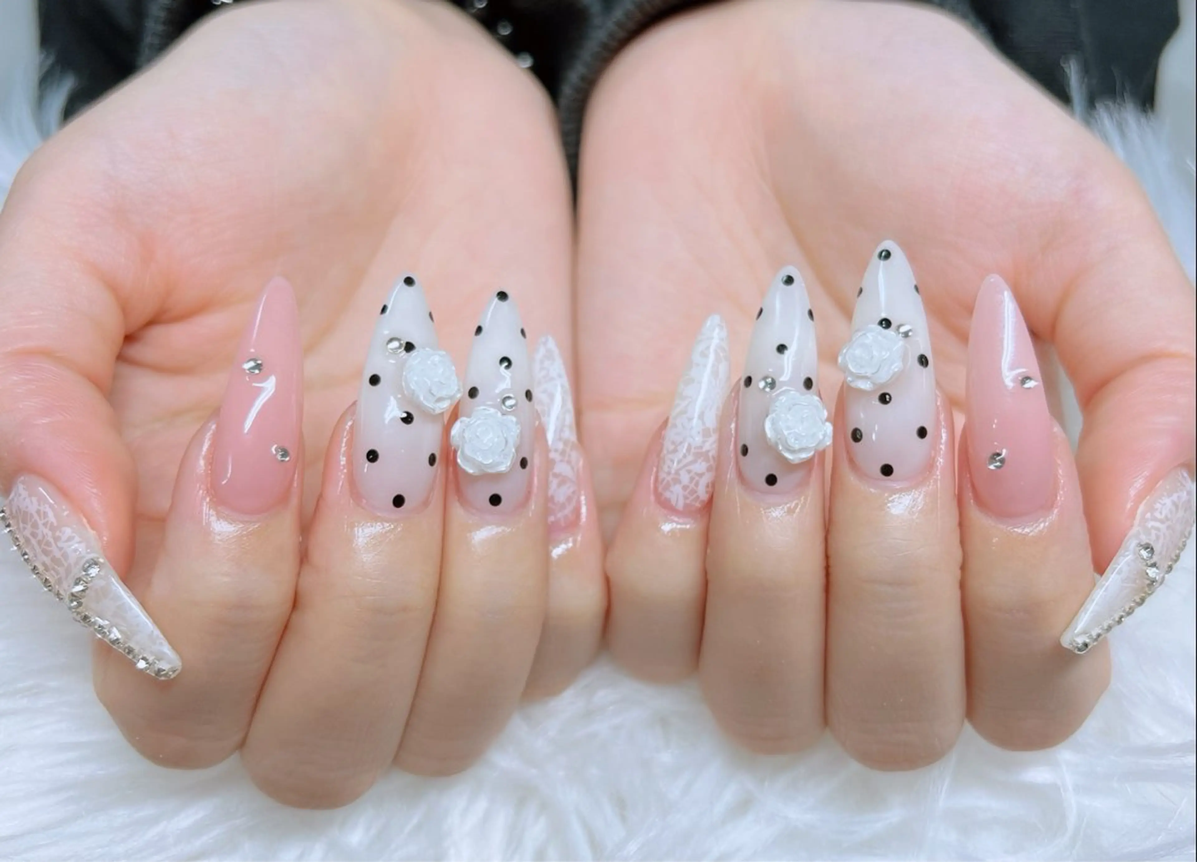 ミディアム ハンドネイル Lee _nailのネイルデザイン