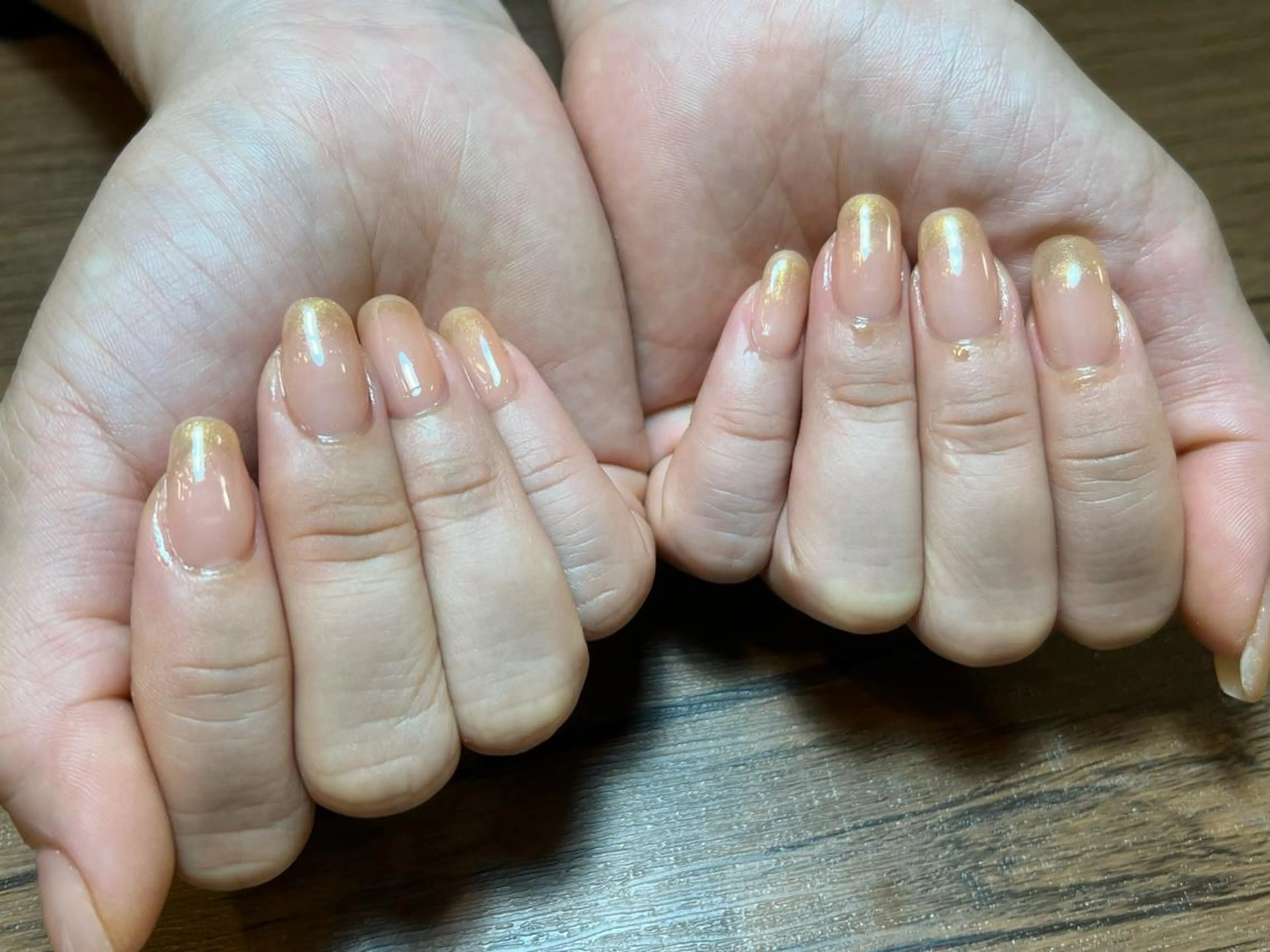 ネイル グラデーション ハンドネイル HENRIETTA NAILSALONのネイルデザイン