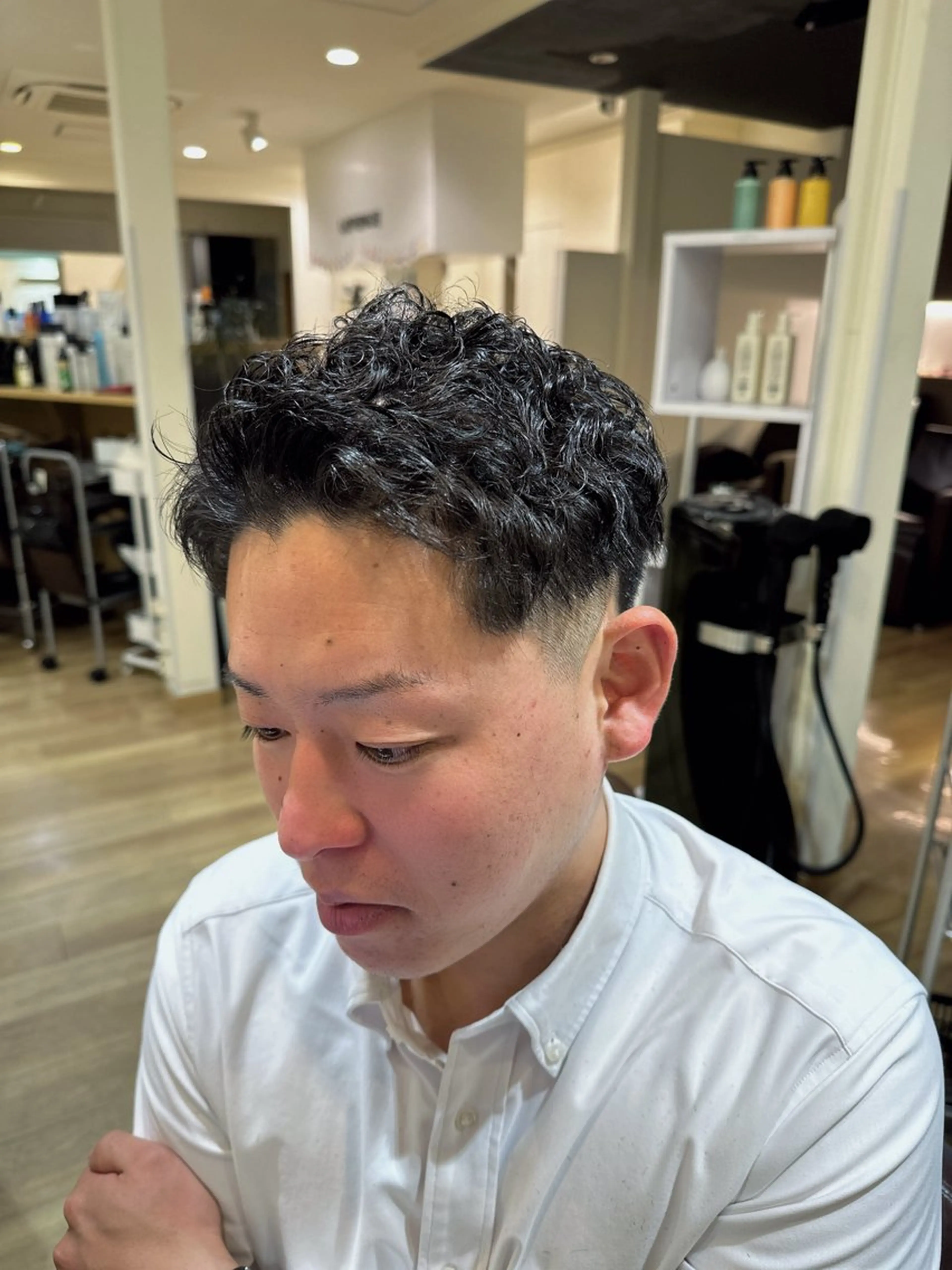 ショート パーマ 玉木 雄也のヘアスタイル