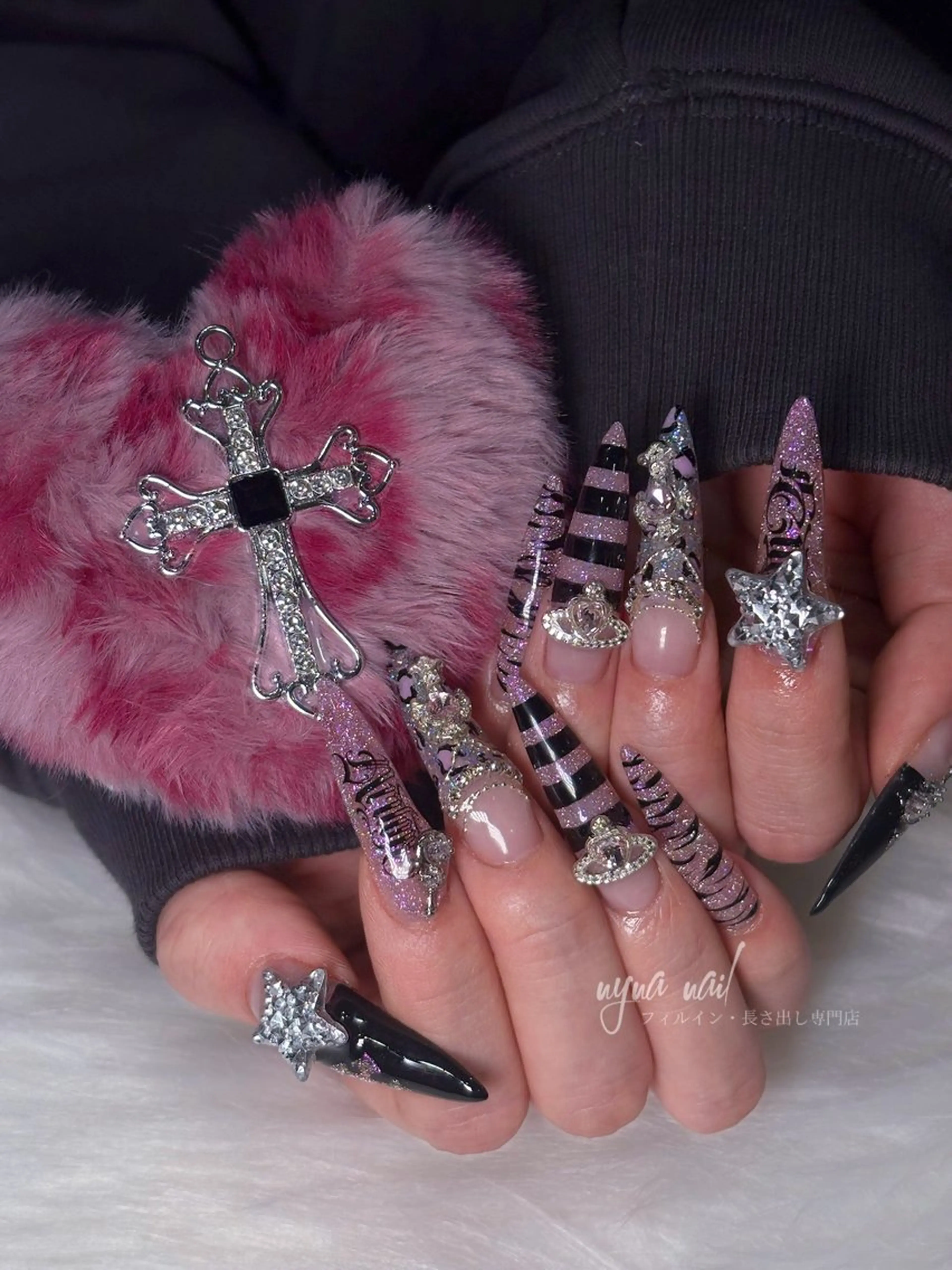 ネイル ハンドネイル Y U K Iのネイルデザイン