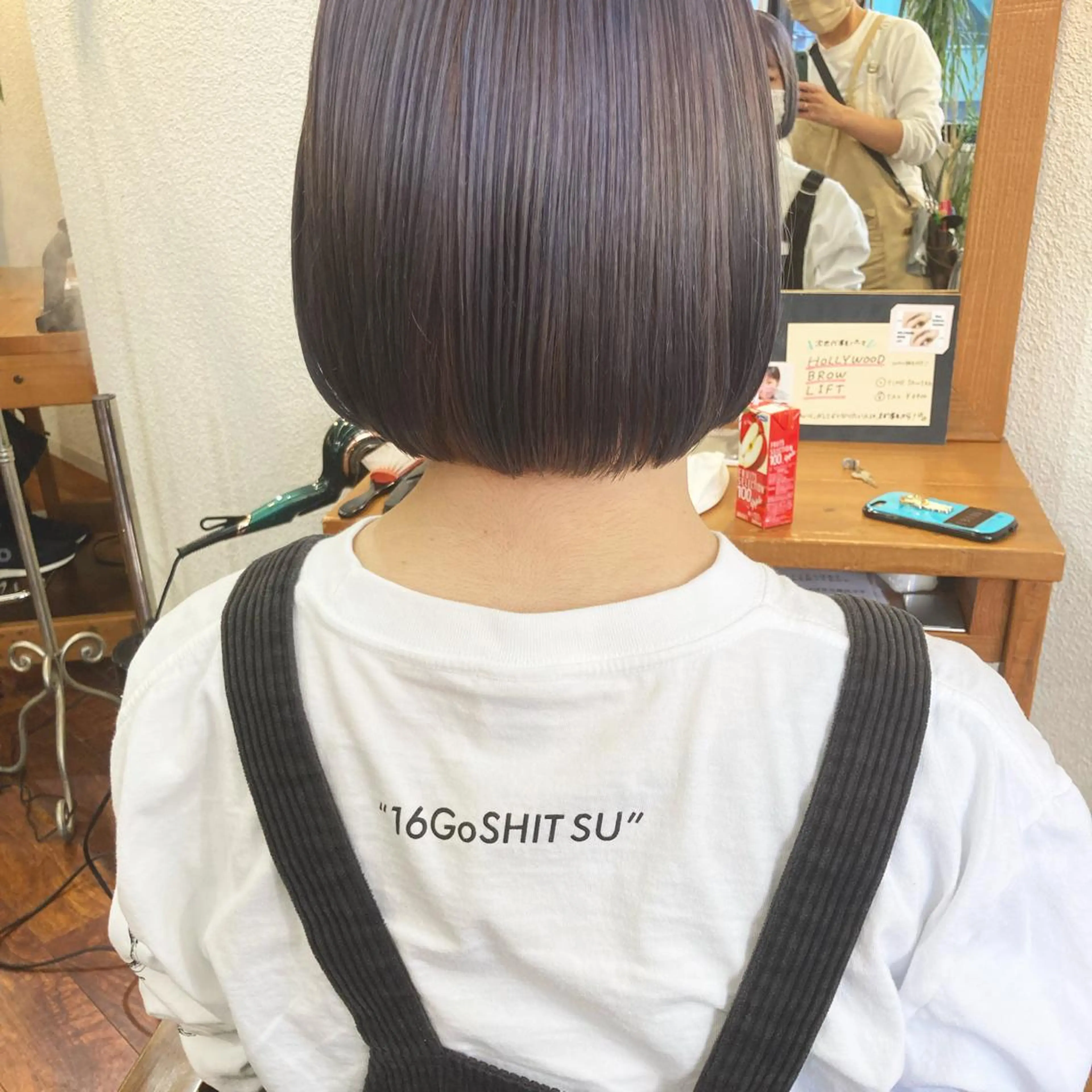 ミディアム カラー ブリーチ カット ヘアカラー トリートメント 小木曽智美 /ボブ/ショートのヘアスタイル