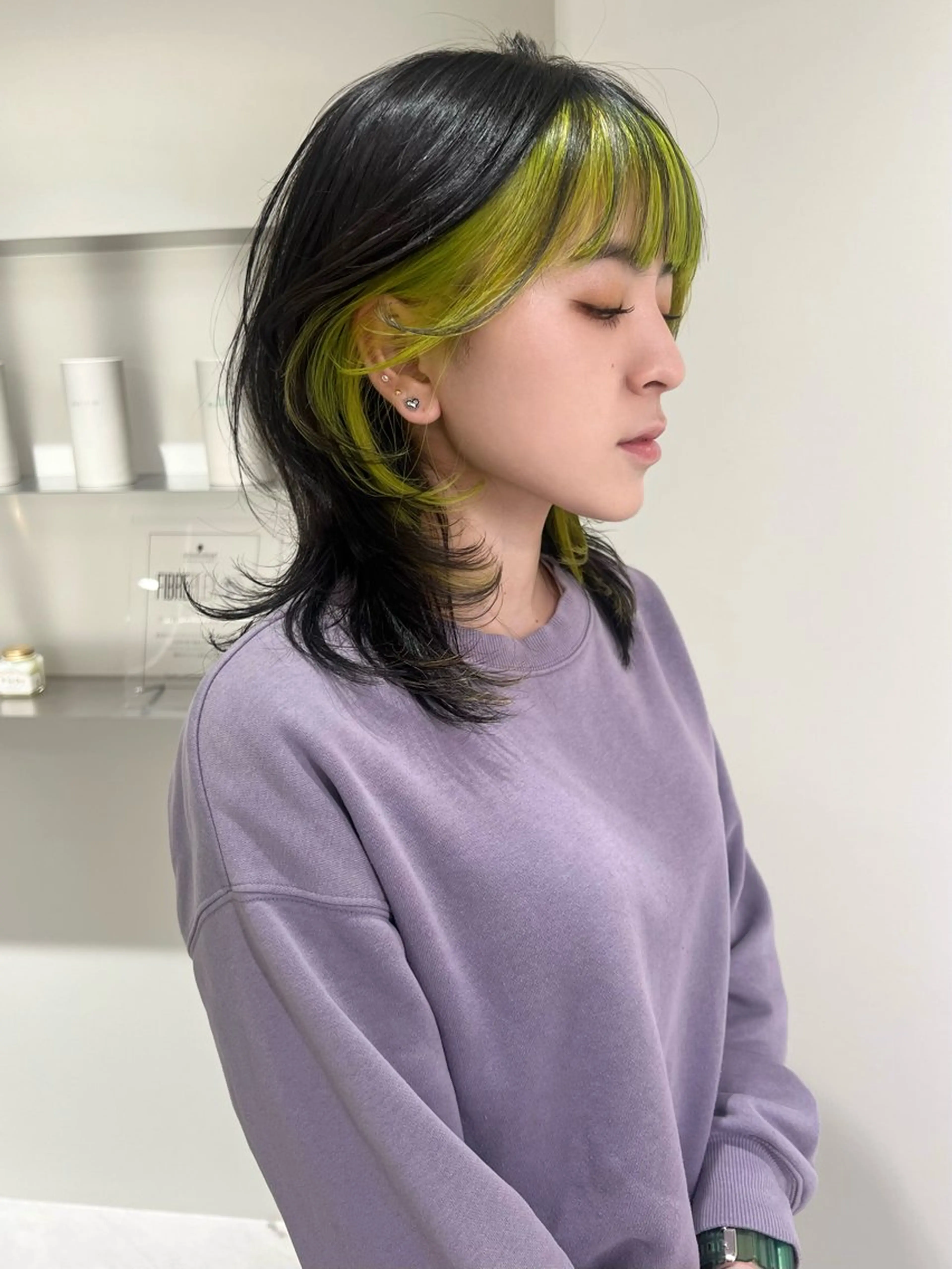 ミディアム カラー ミストバング ブリーチ デザインカラー  フェイスフレーミング ウルフカット RIN🪐 ウルフ／ハイトーンのヘアスタイル