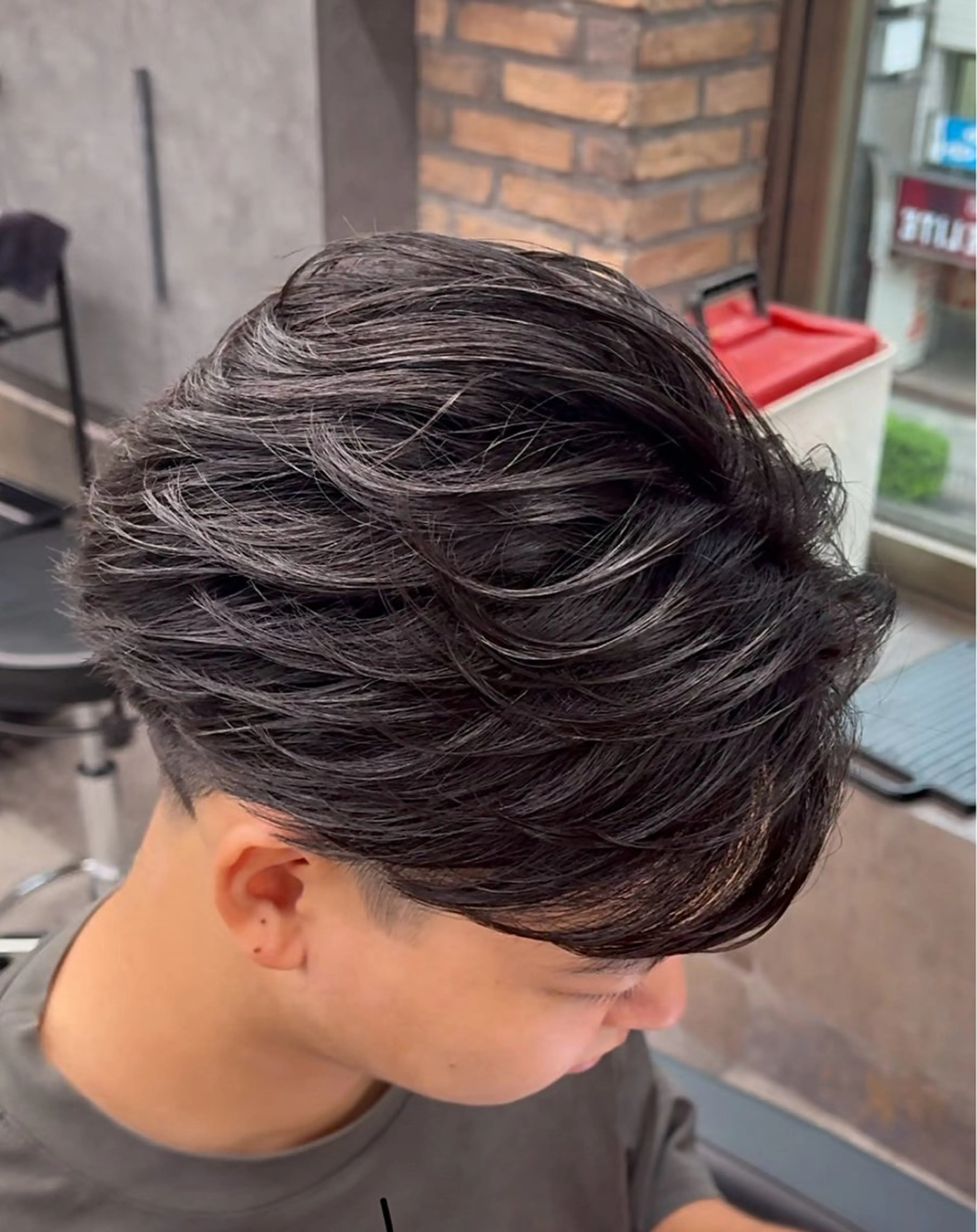 パーマ メンズ センターパート フェザーパーマ メンズハイライト メンズメッシュ マッシュ センターパート/フェ ザー🔥SHUYAのヘアスタイル