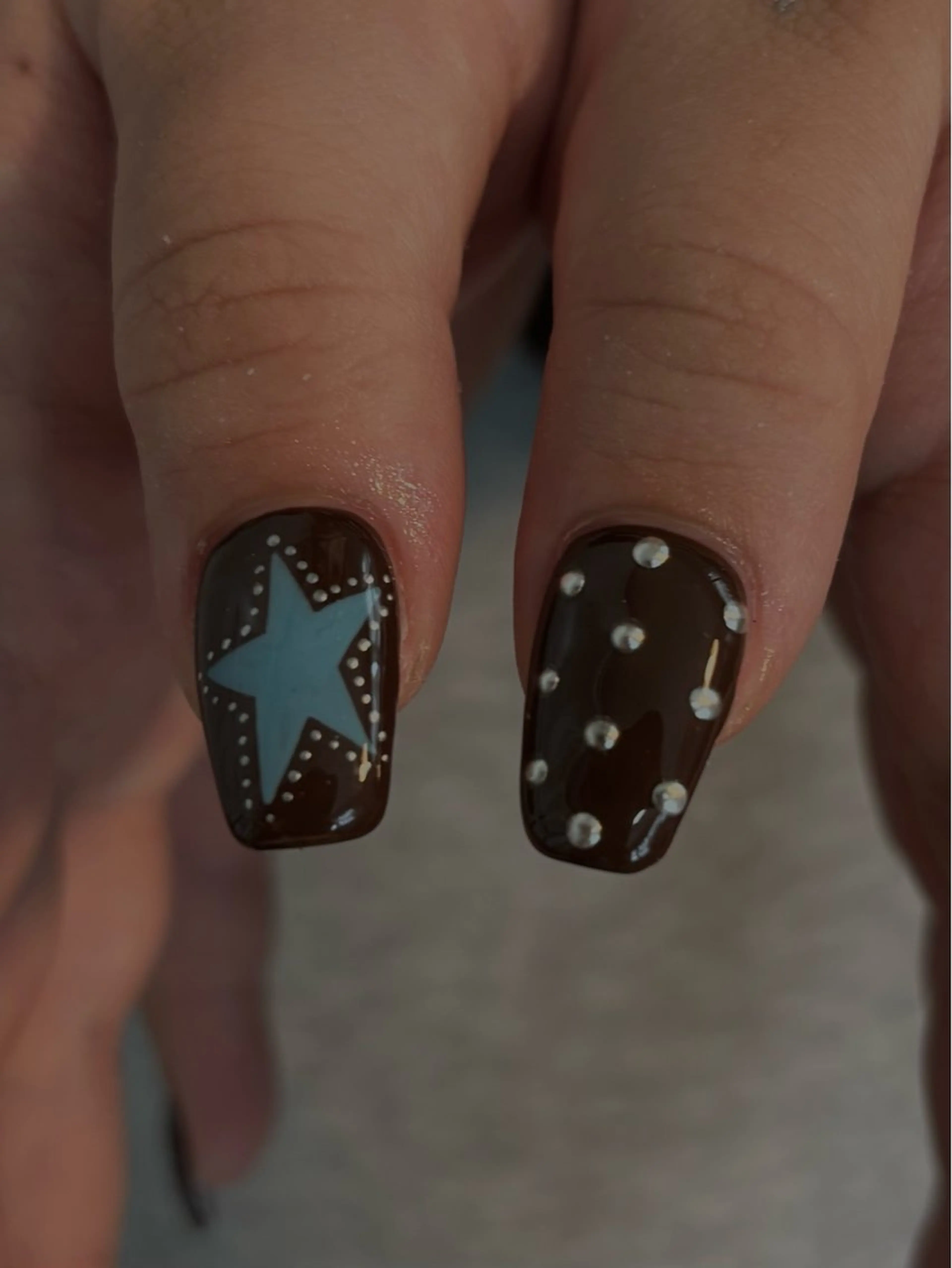 ネイル ハンドネイル 爪塗屋 さんのネイルデザイン