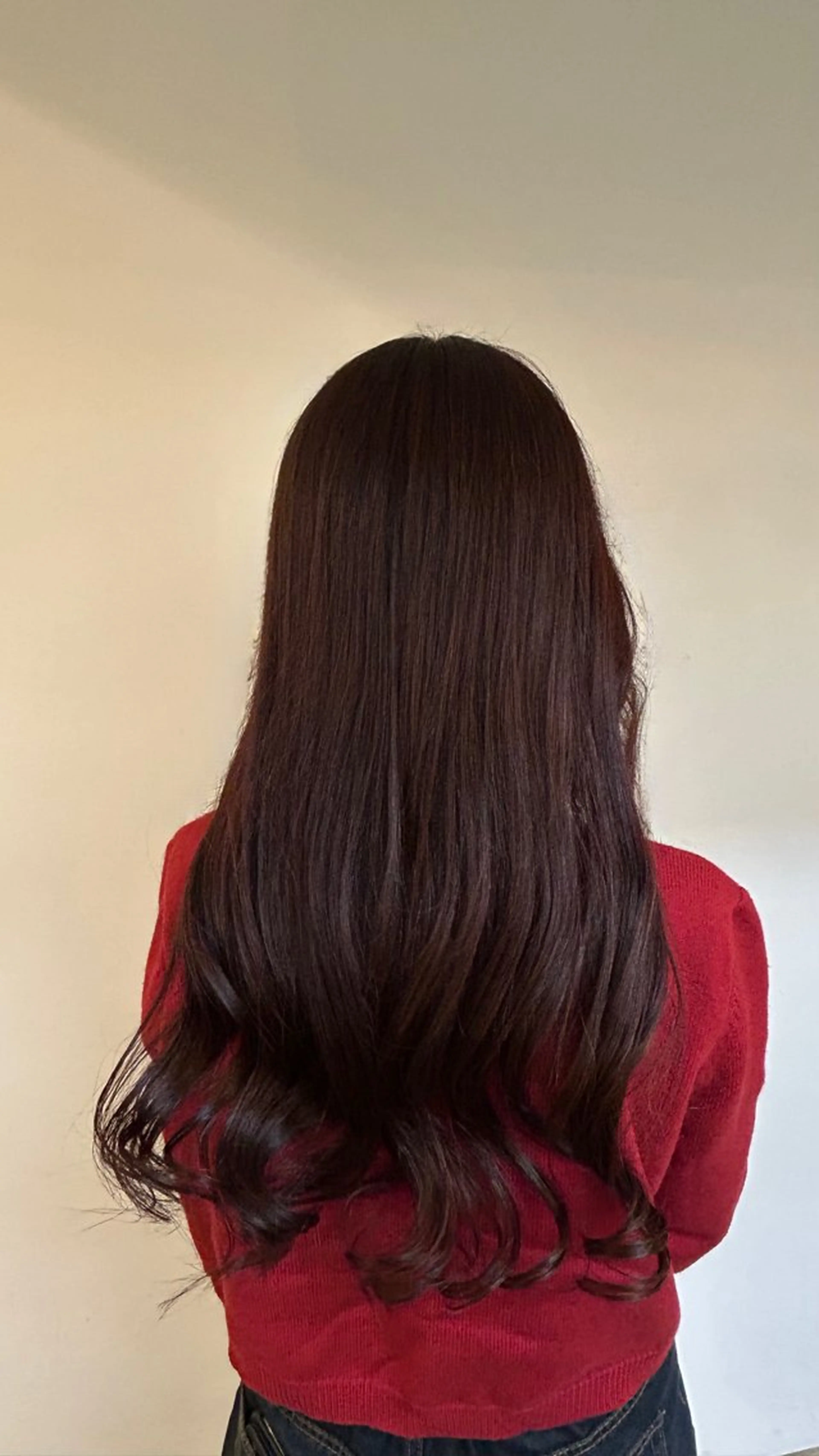 ロング カラー ブリーチ 透明感カラー ブリーチなしカラー レッドカラー 松井 詩織のヘアスタイル