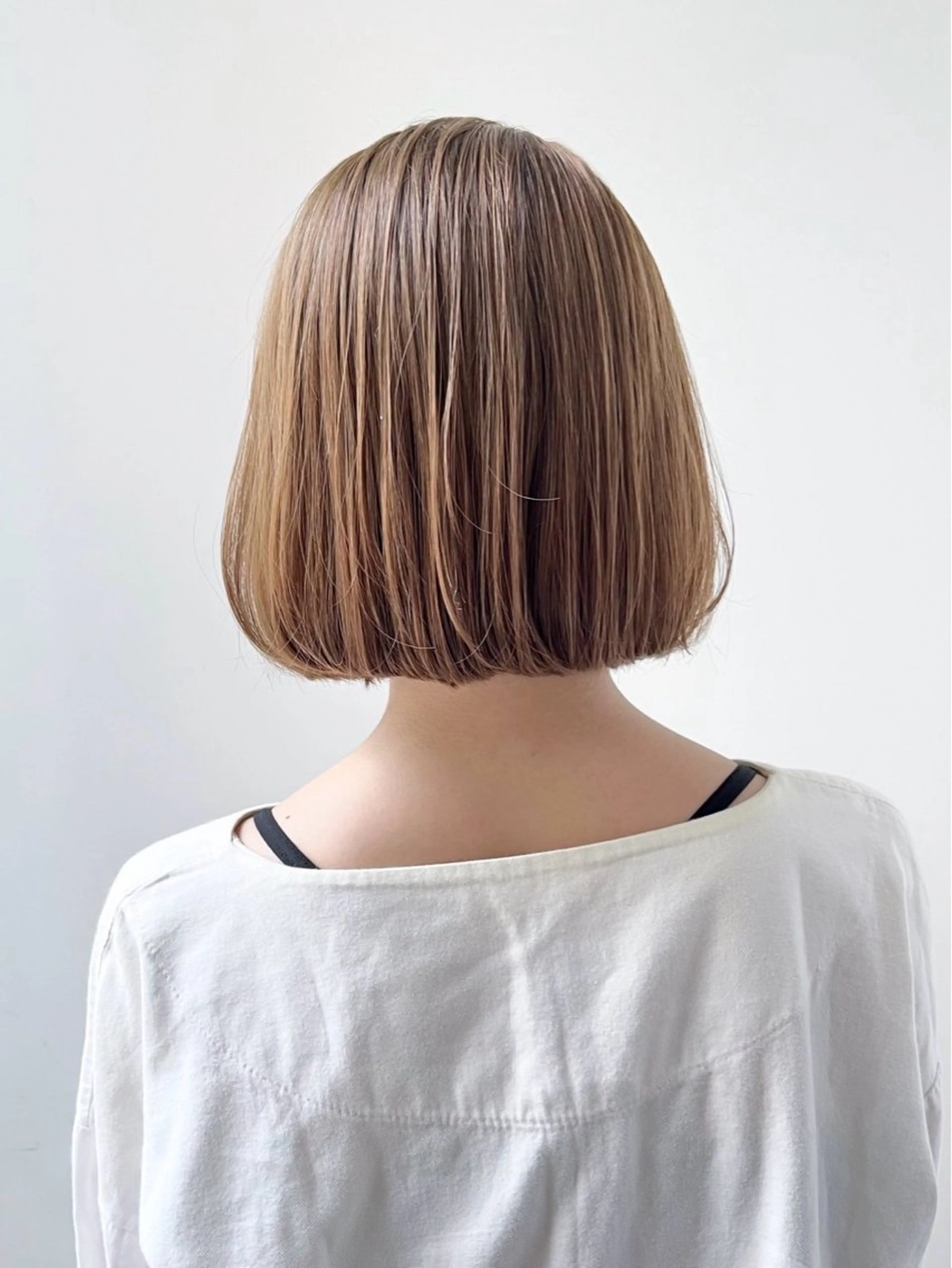 ショート 村中 逸紀のヘアスタイル