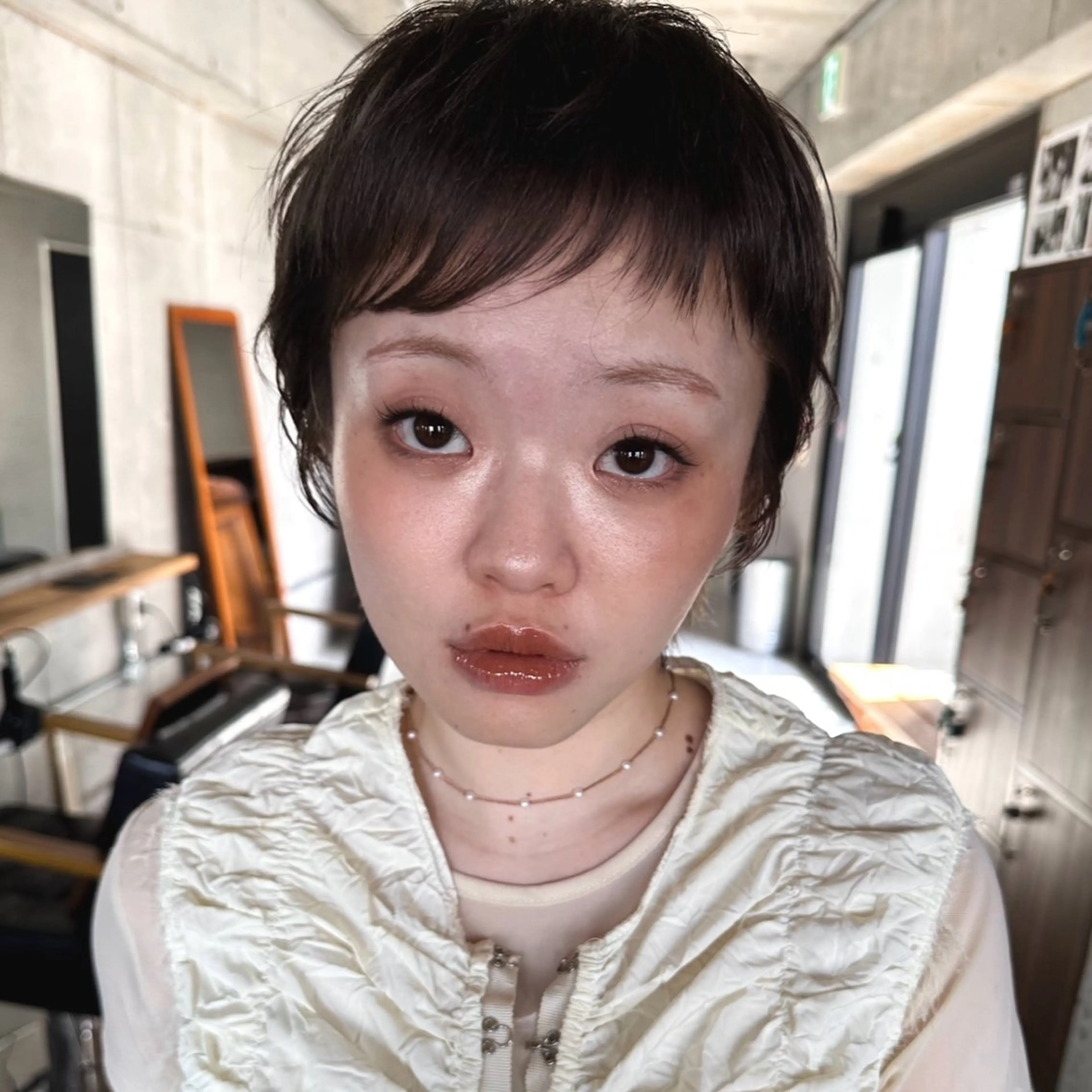 ショート カラー カット ヘアカラー トリートメント 前野 日奈のヘアスタイル