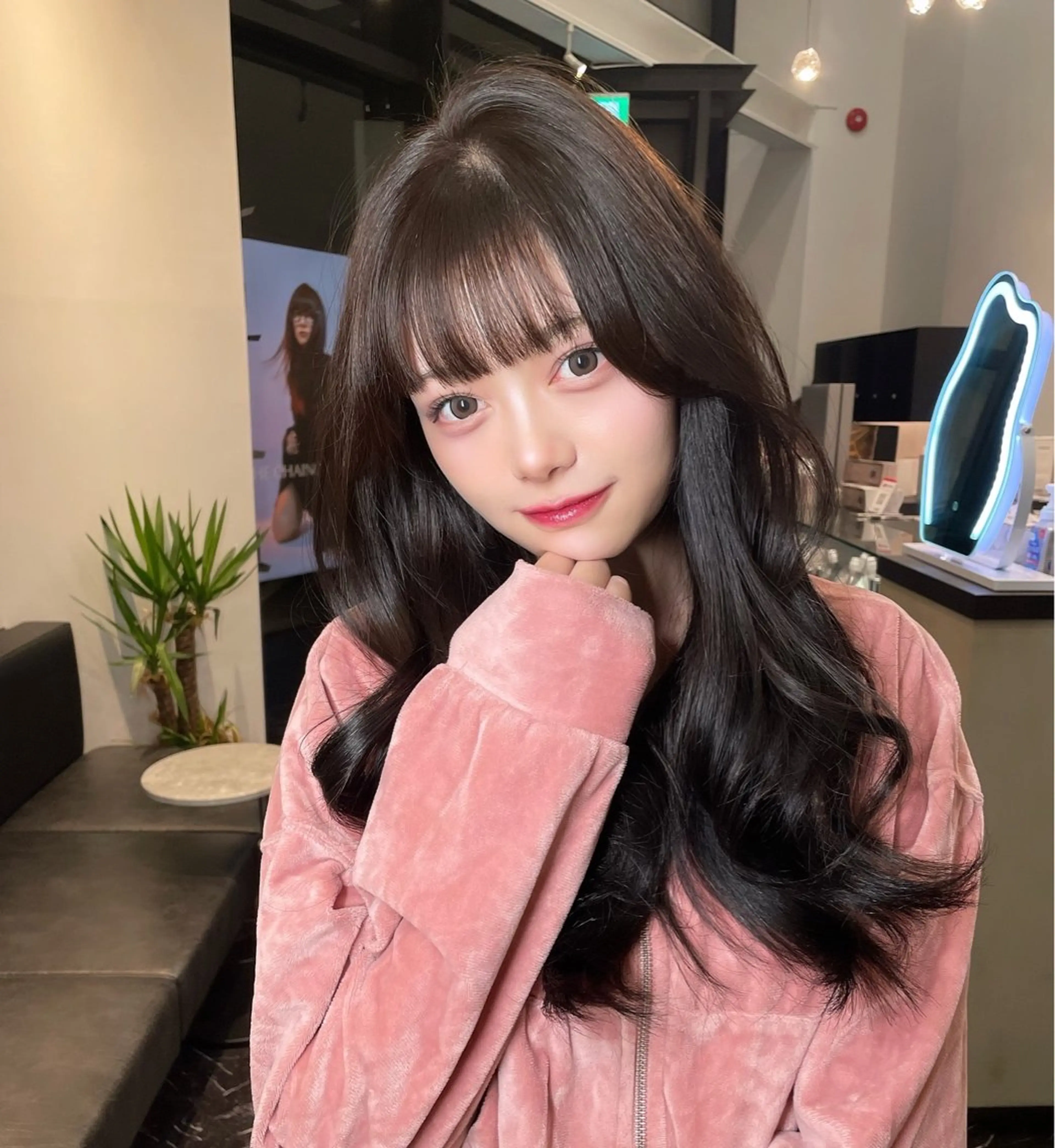 ロング カット パーマ 韓国ヘア🇰🇷 YURIYAのヘアスタイル