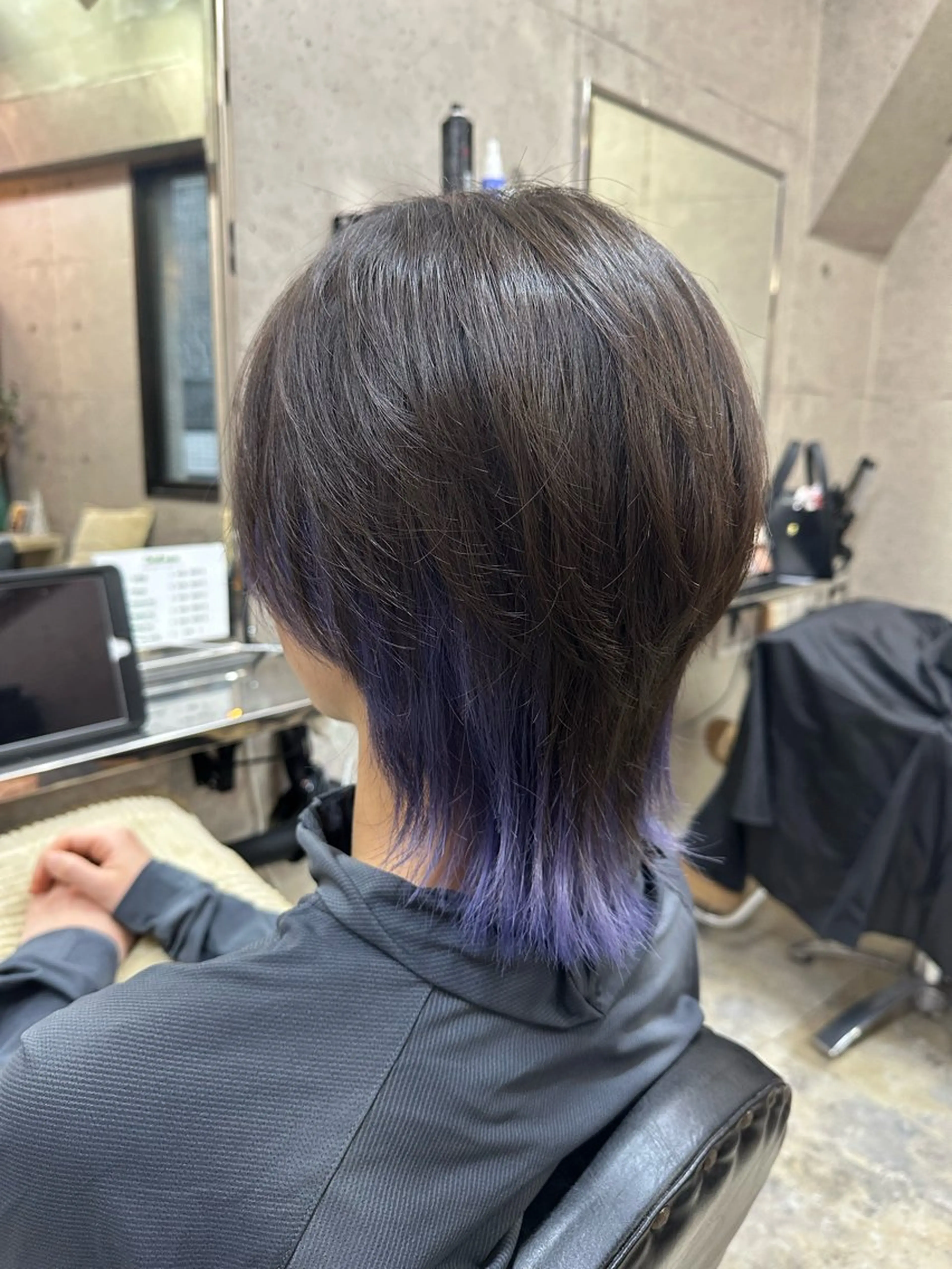 カラー メンズ メンズインナーカラー メンズウルフカット インナーカラー ウルフカット カット ヘアカラー 💎メンズパーマ特化 🥇メンズのプロのヘアスタイル