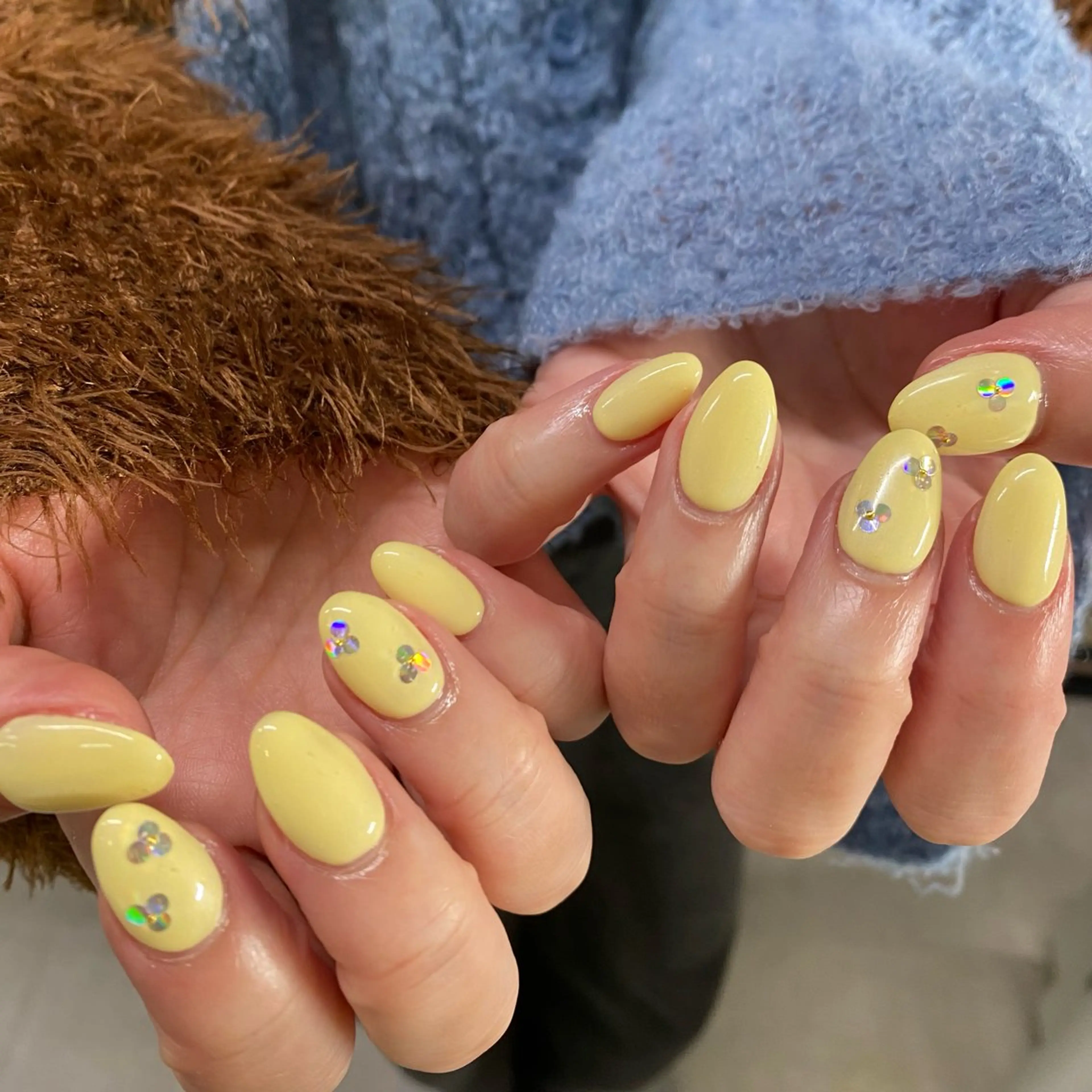 ネイル ハンドネイル ハンドケア 🫧RaLa ⭐︎AYAKA🫧のネイルデザイン