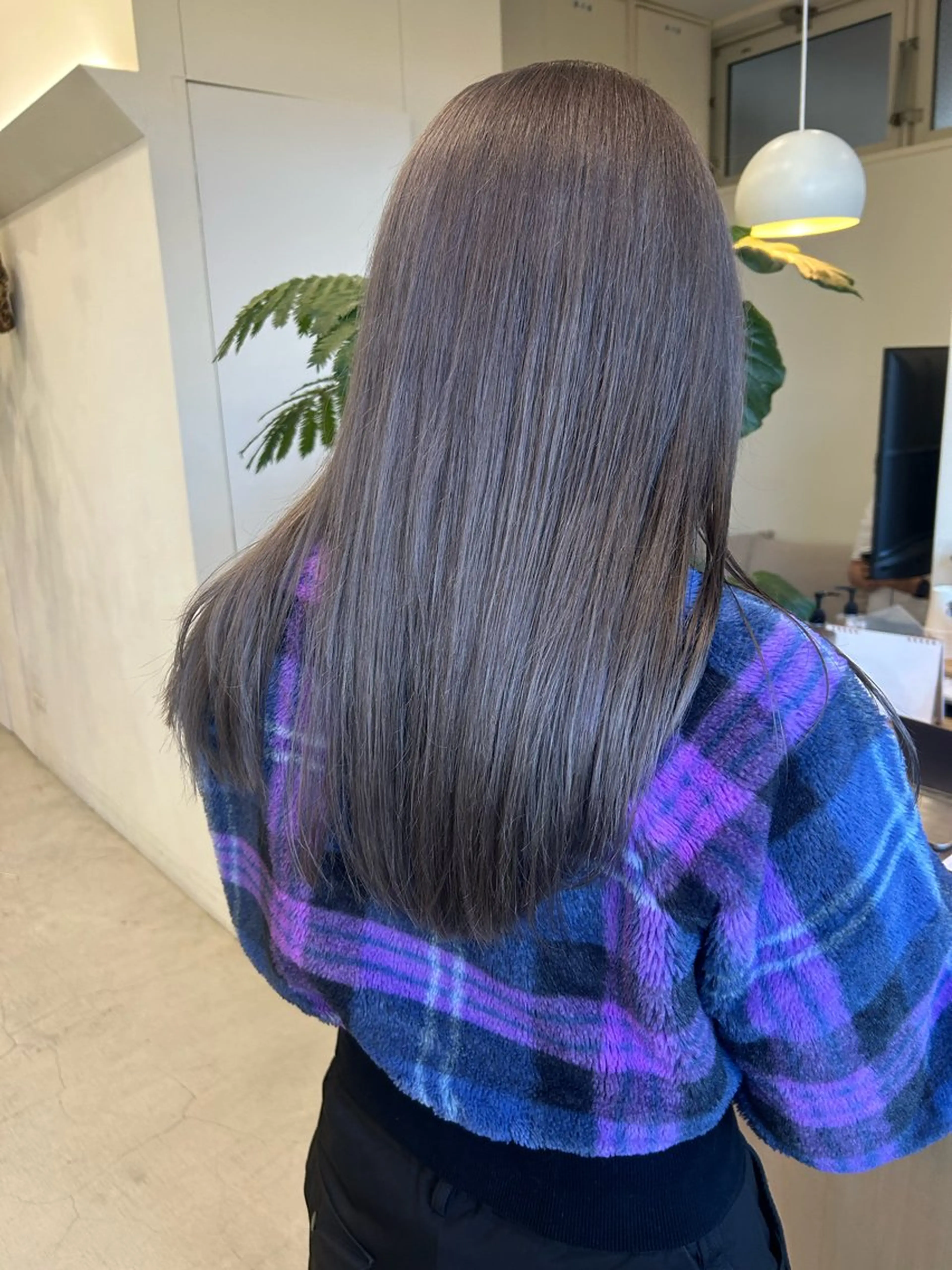 ロング カラー 💛🤍U too e’s 鎌倉🧸のヘアスタイル