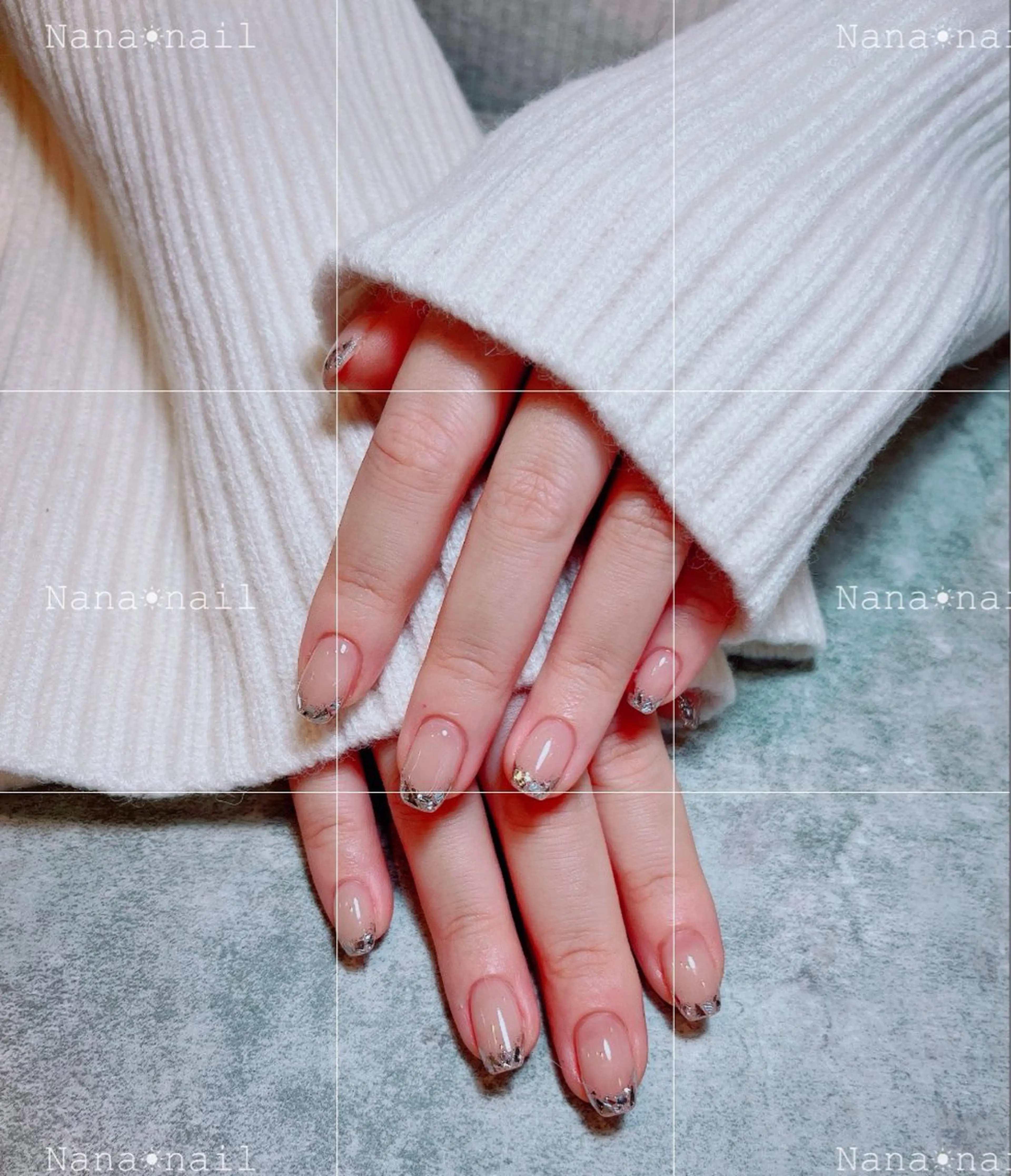 ❣️チープ長さだしガラスフレンチ● オフ無料(ベースある)500円以内のパーツ2個の写真