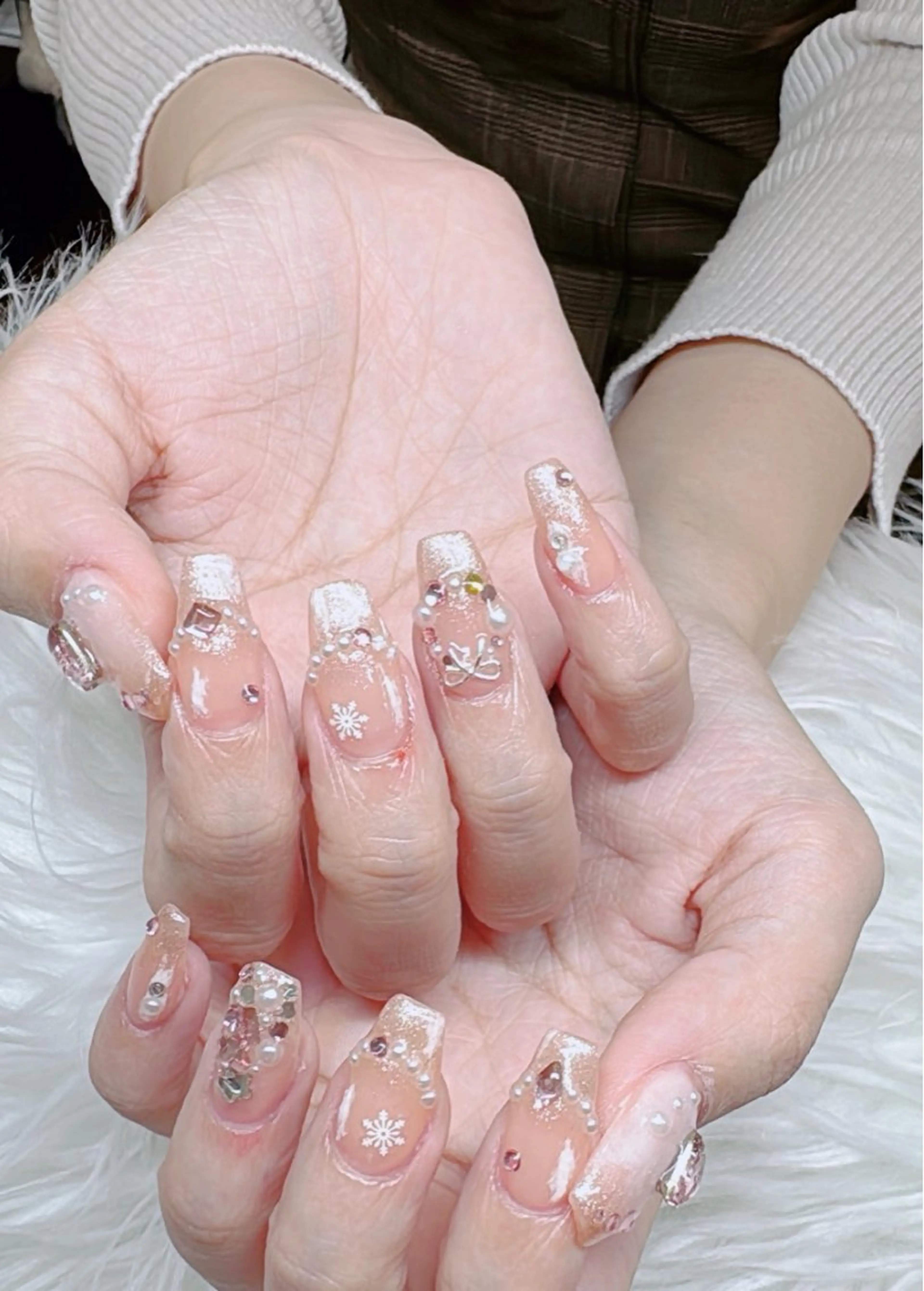 ネイル ハンドネイル ハンドケア Moon Nail ナナのネイルデザイン