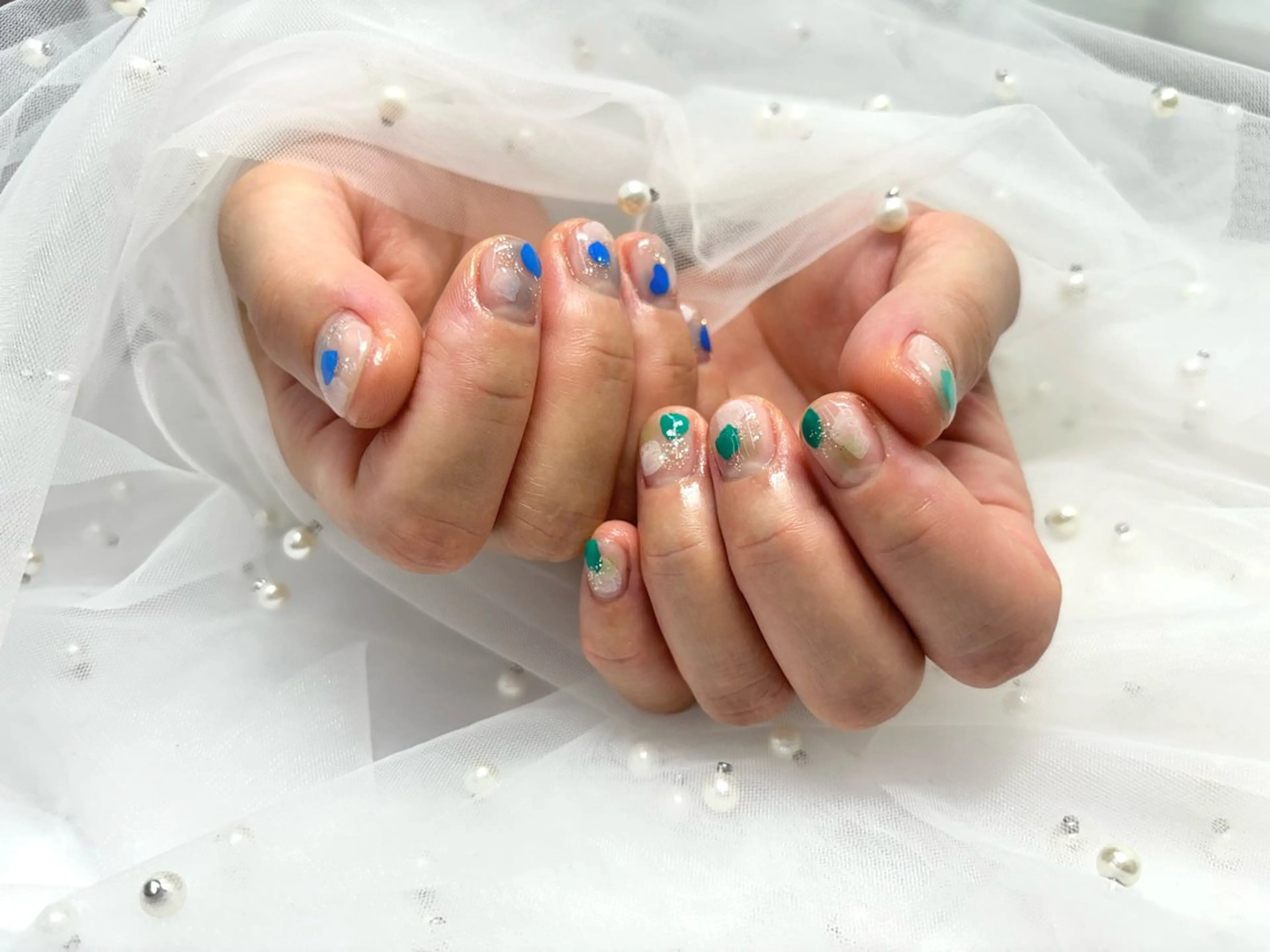 ネイル Helianthe所属・NAILARTIST MIKAのネイルデザイン