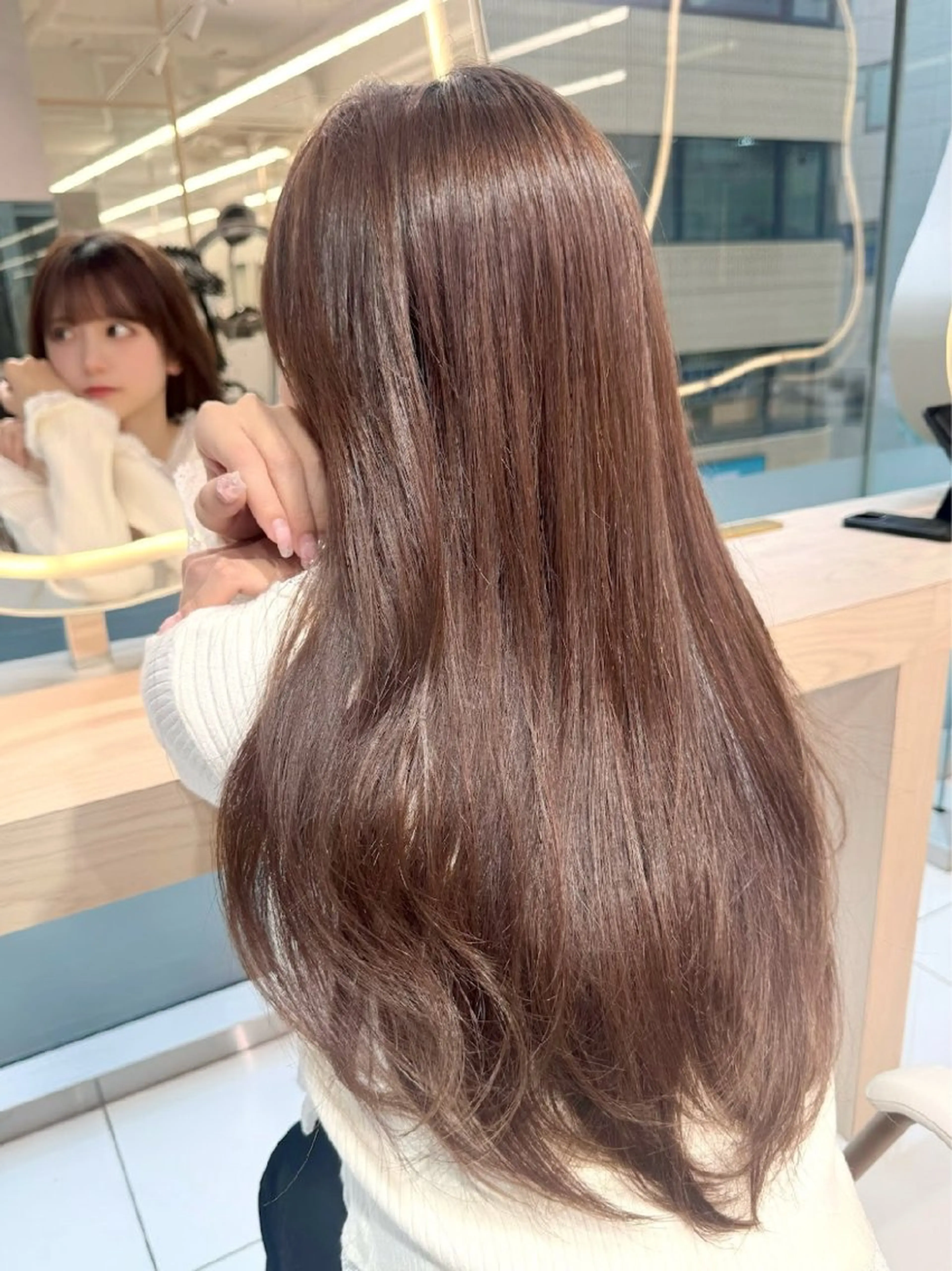 ロング ヘアカラー 🫧透明感 × 艶髪カラー🫧このかのヘアスタイル