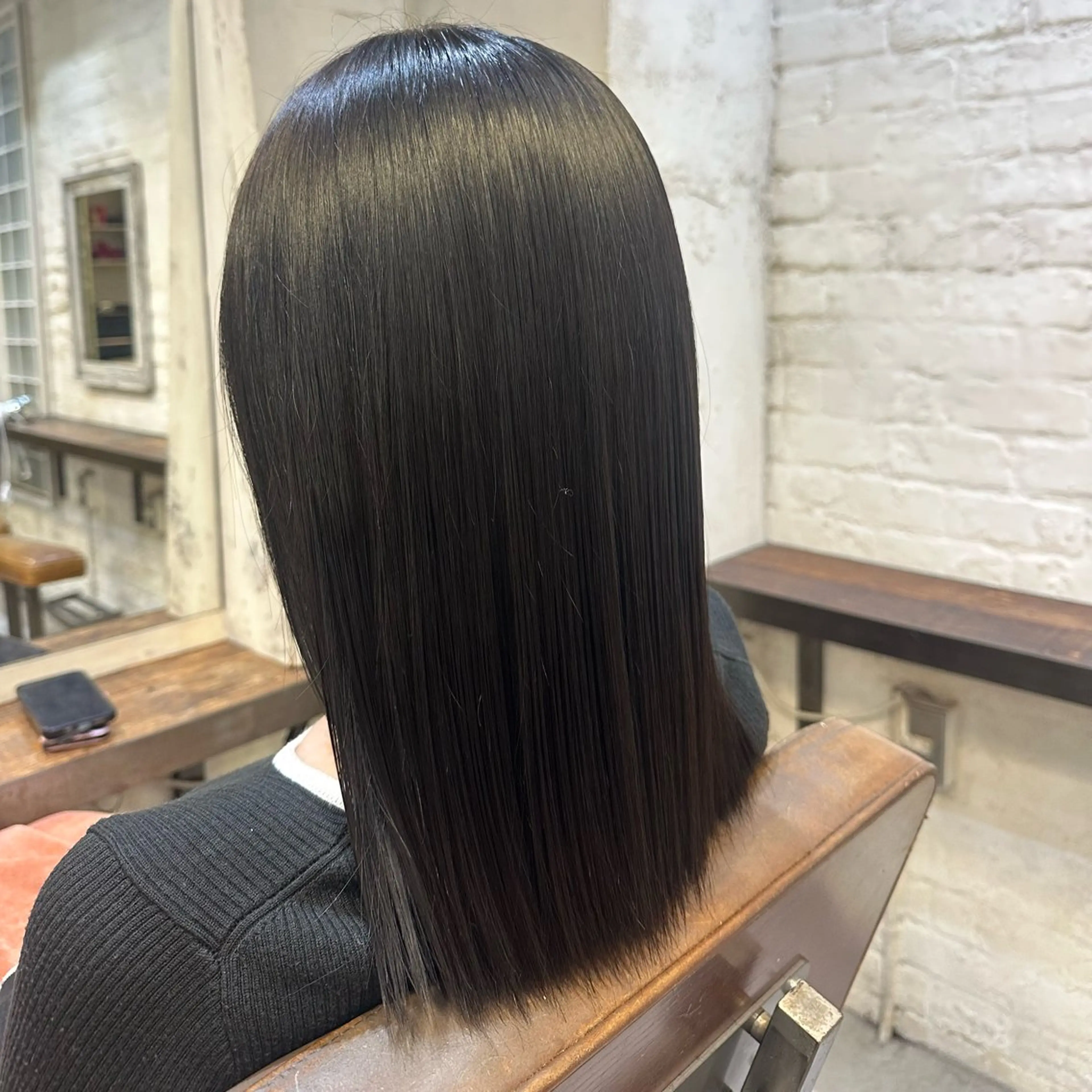 セミロング カラー トリートメント MINX【青山店】所属・MINX / sayoのヘアスタイル