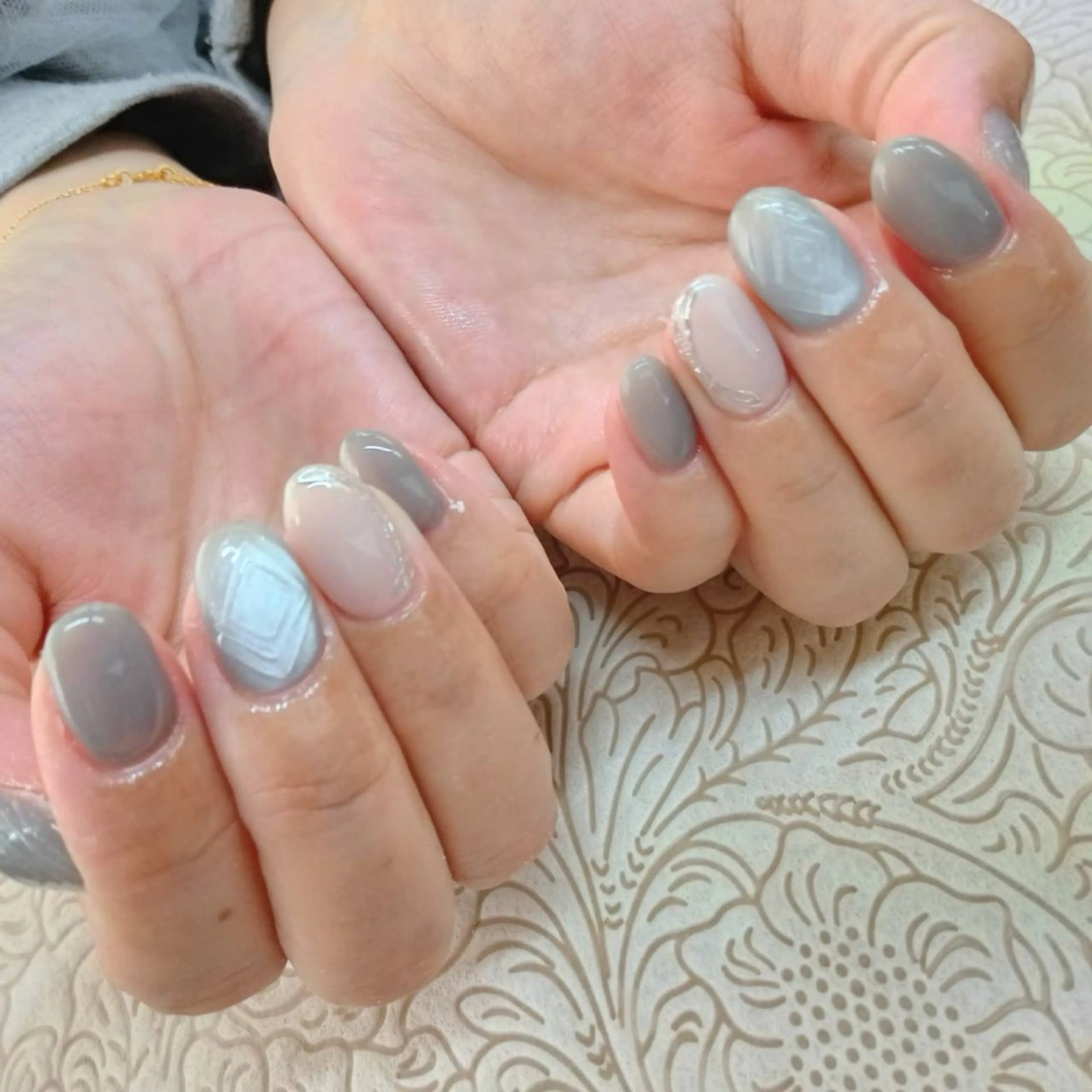 ネイル フラワーネイル precious nail  roomのネイルデザイン