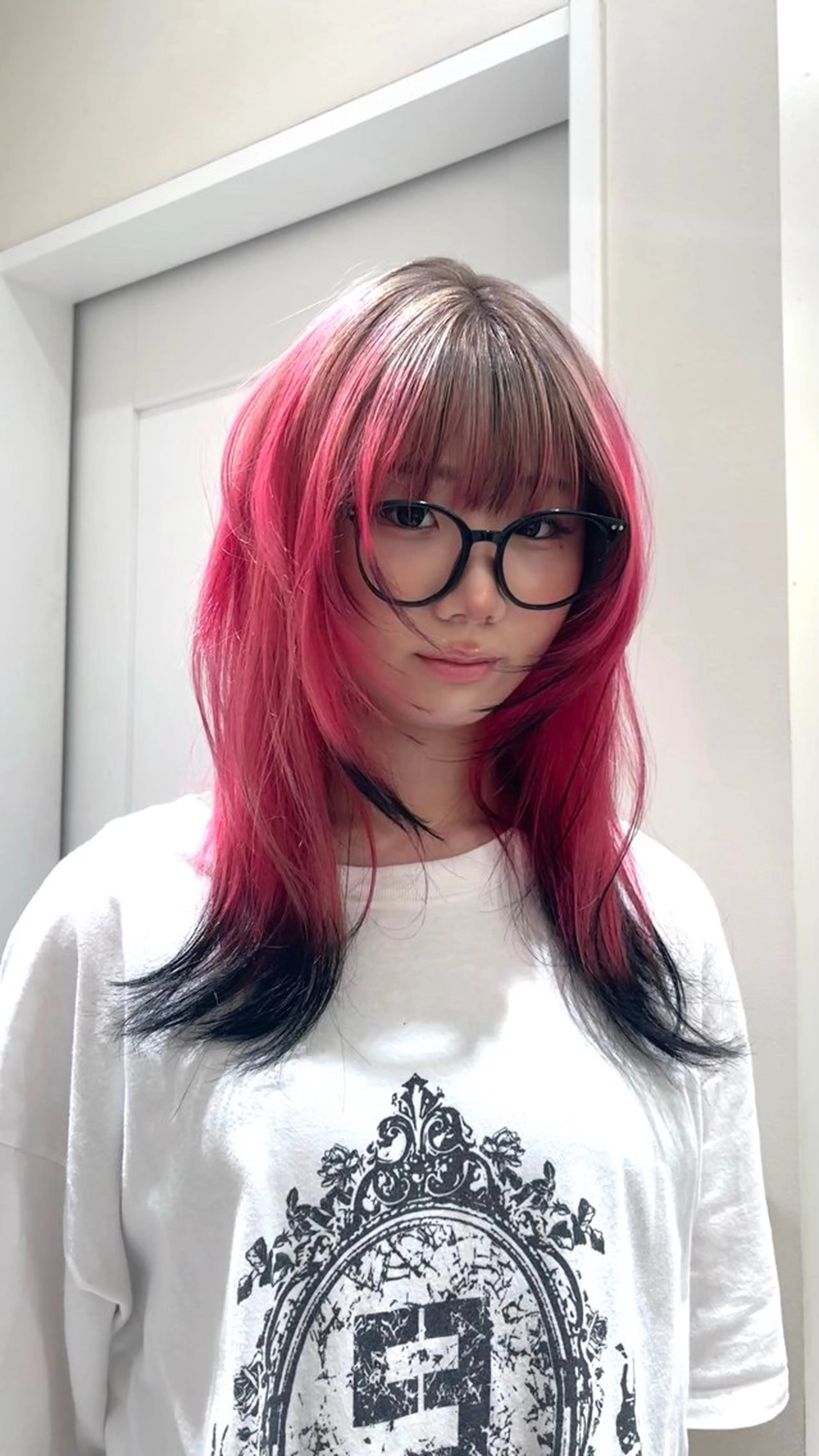 セミロング カラー ヘアカラー ヘアセット ハイトーンカラー🫧 🥣KYOKAのヘアスタイル