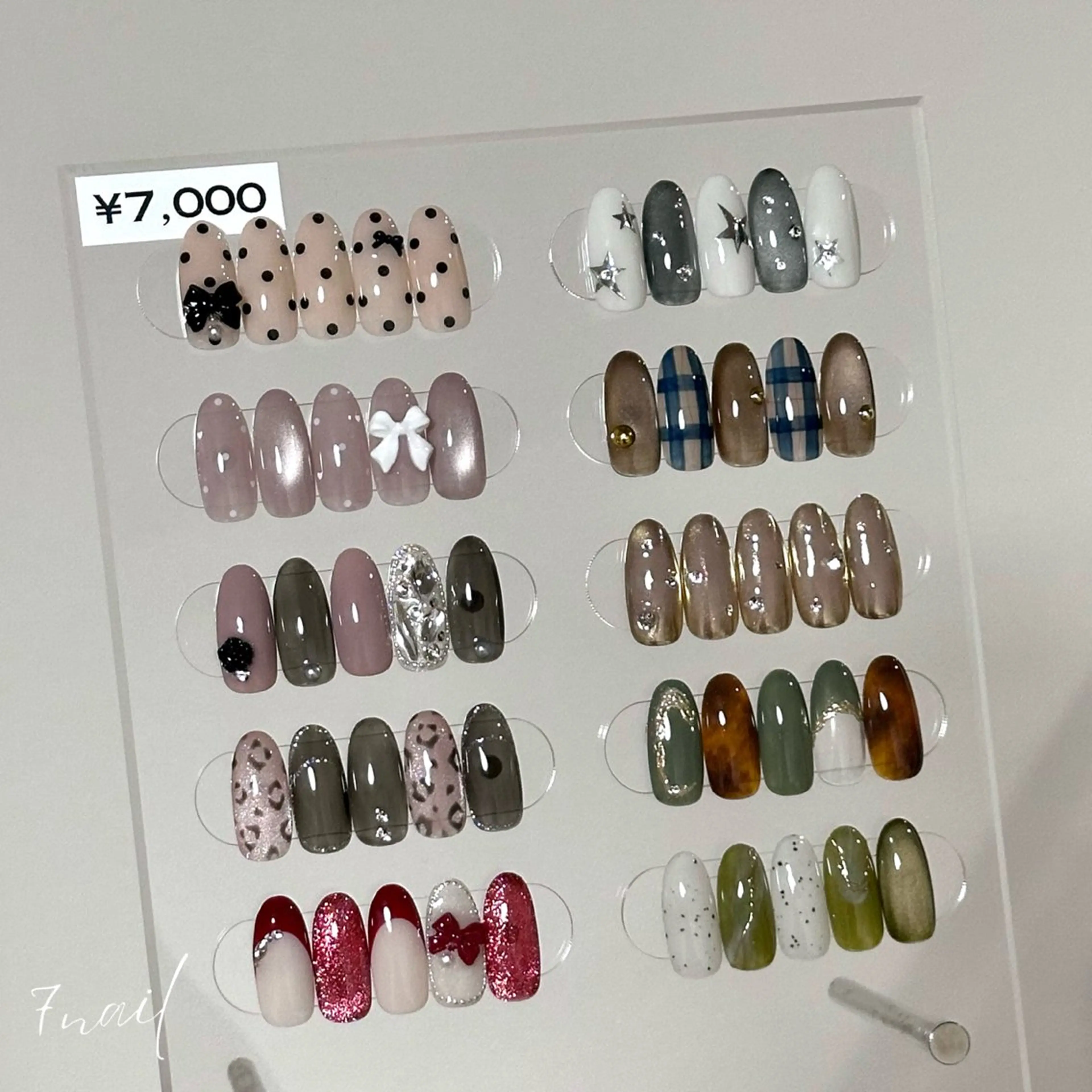 ネイル ハンドネイル 7 NAILのネイルデザイン