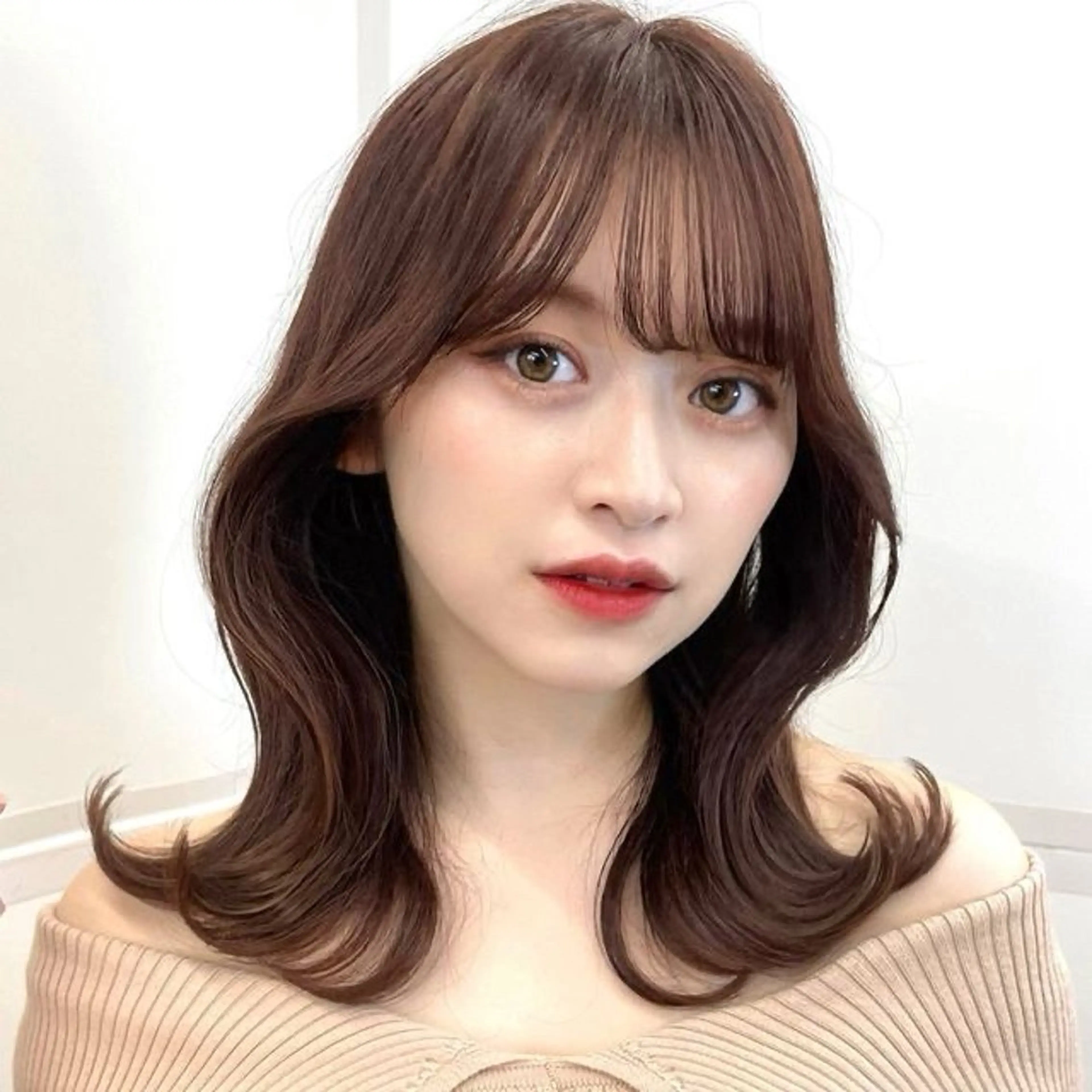 ミディアム カット ヘアカラー レイヤー/くびれ Chere   金剛のヘアスタイル