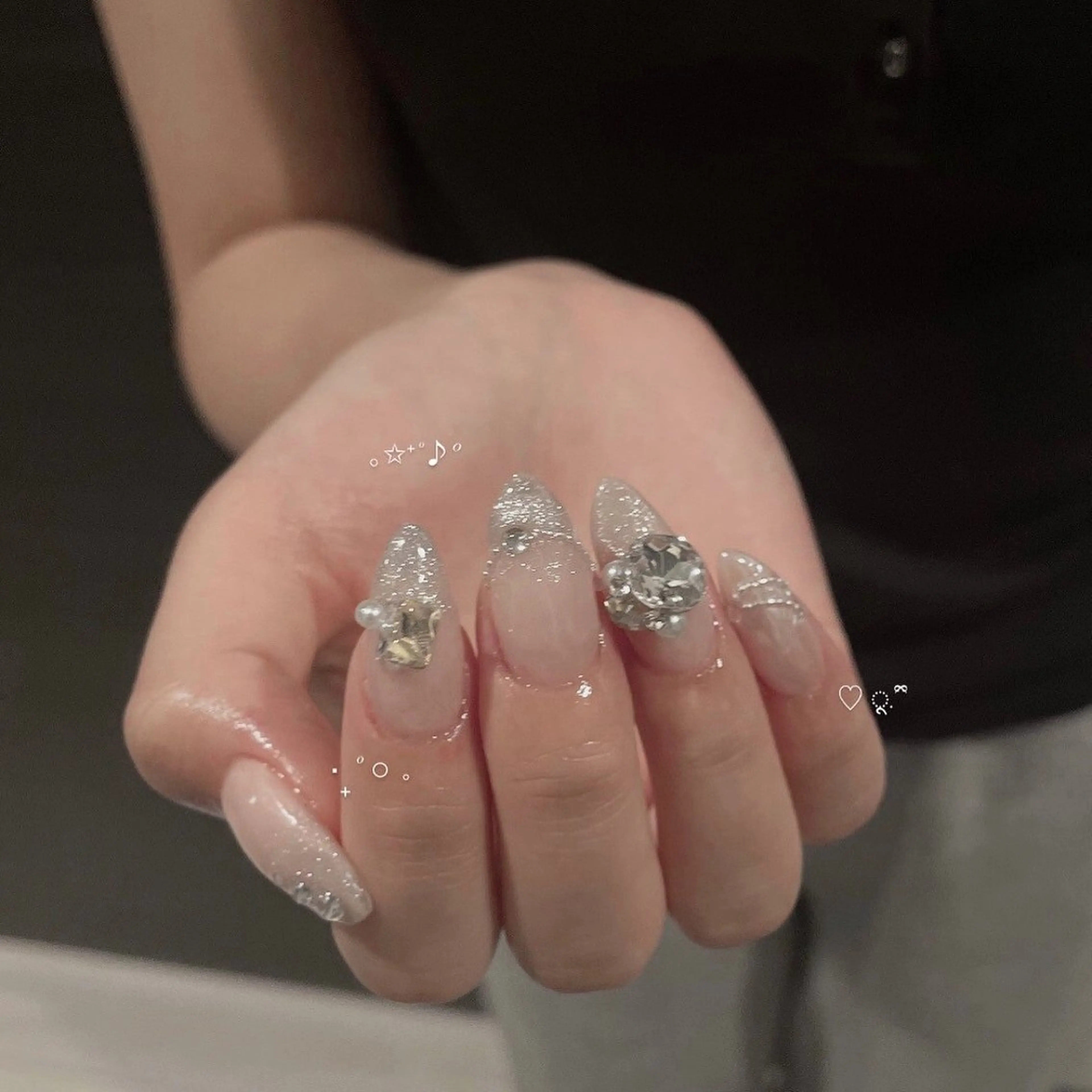 ネイル pourtoi立川 miharuのネイルデザイン