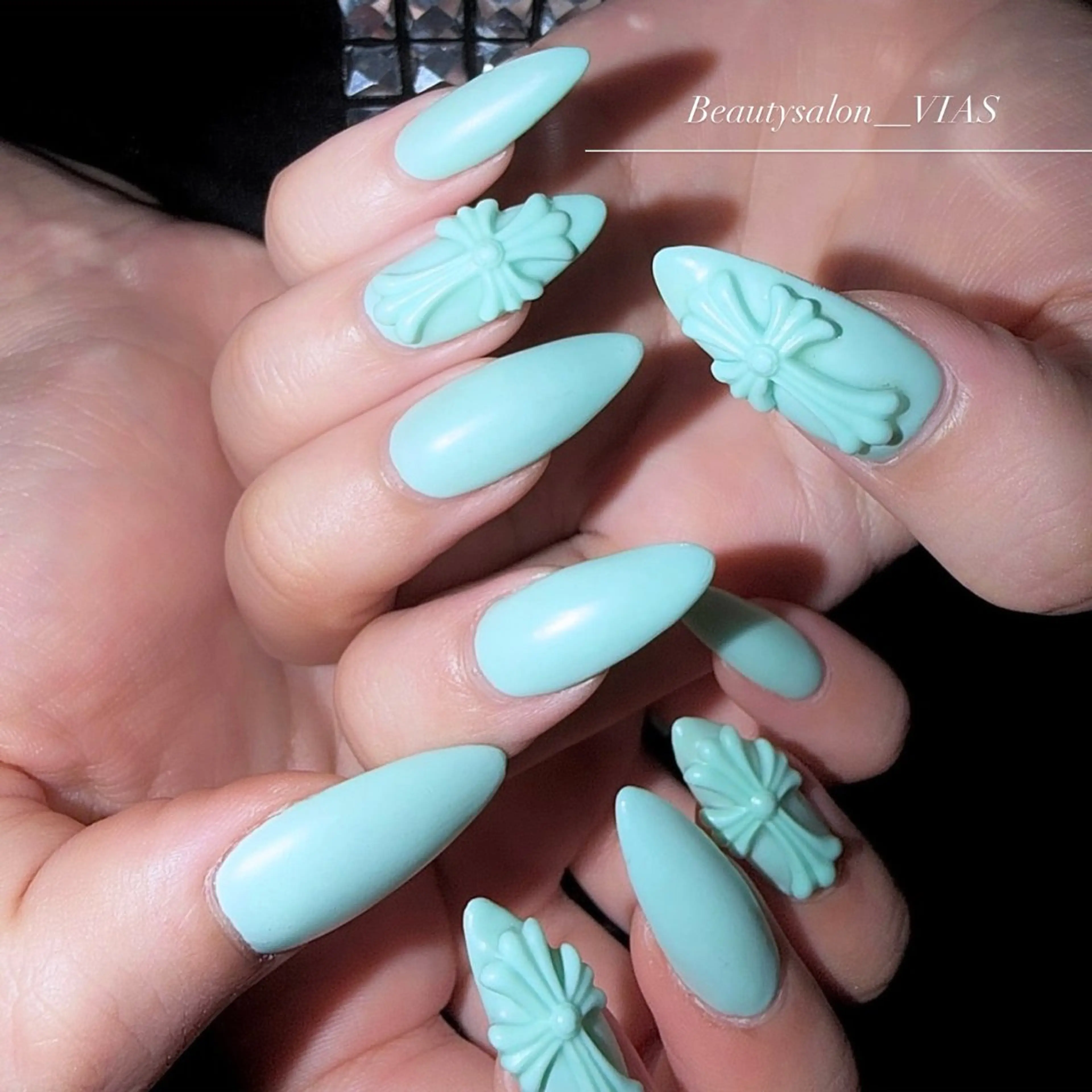 ネイル ハンドネイル VIAS 〜EYE&NAIL〜のネイルデザイン