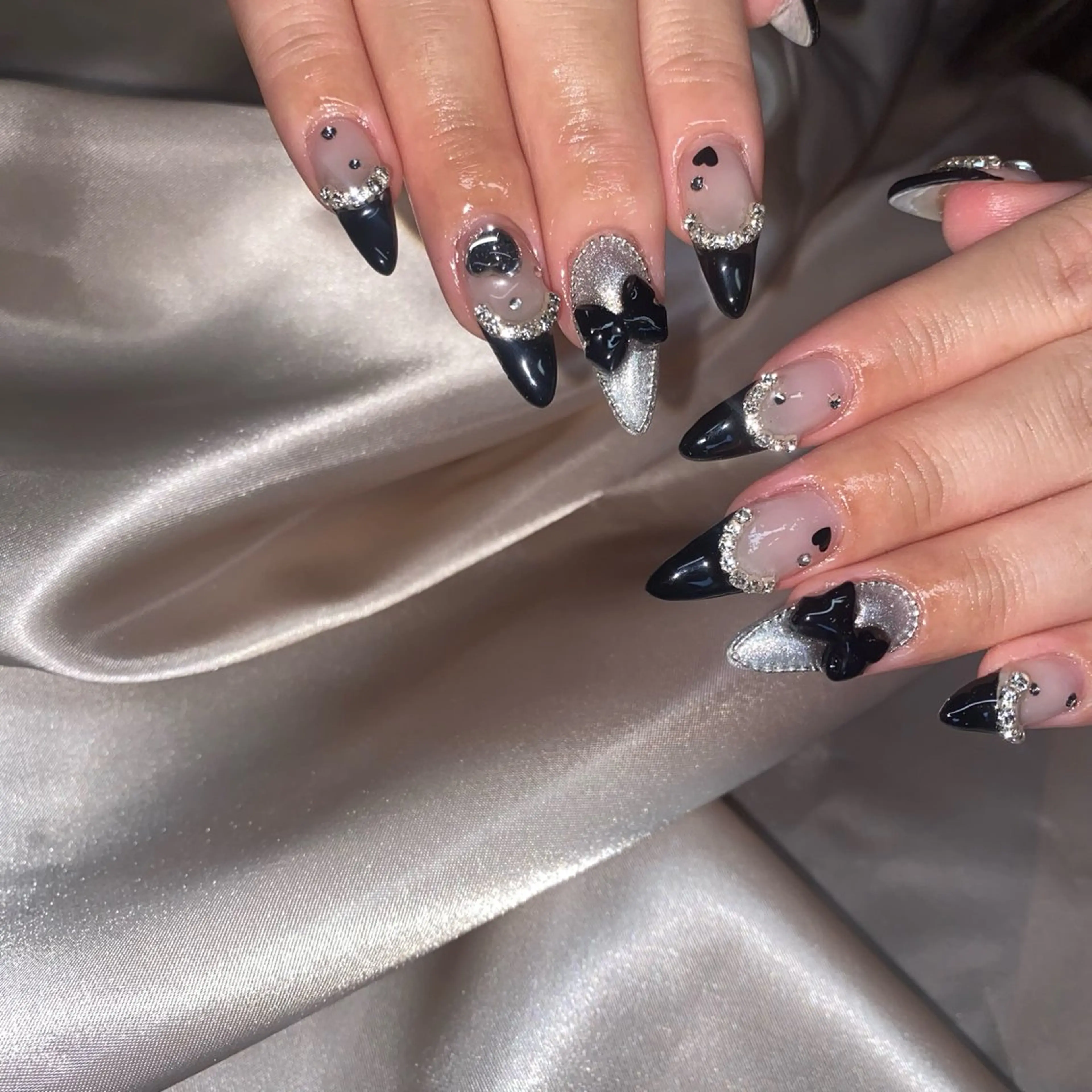 ネイル ハンドネイル la vie Luire ｱｽｶのネイルデザイン