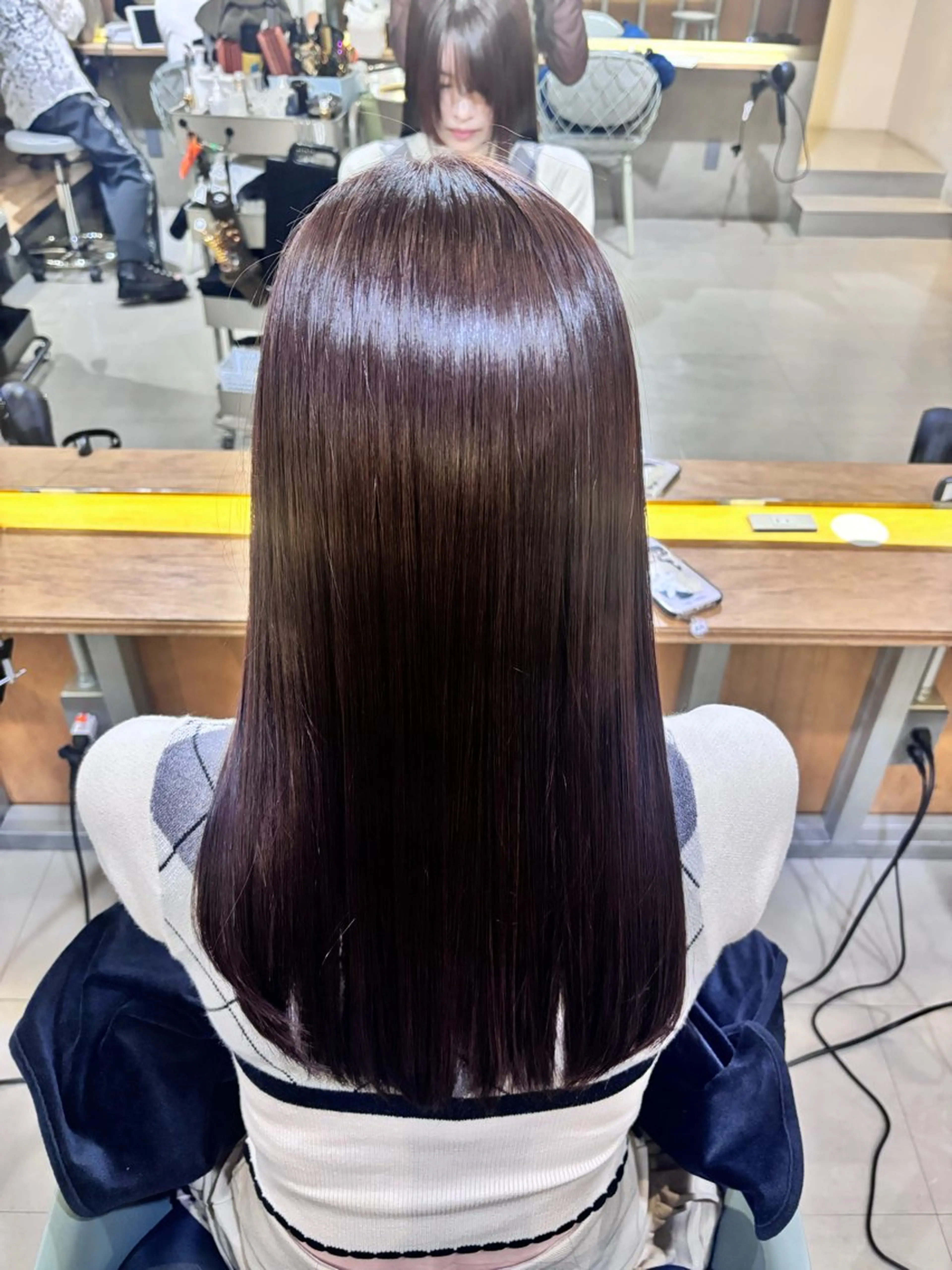 ロング 髪質改善 ヘアカラー トリートメント Kazuha /透明感カラーのヘアスタイル