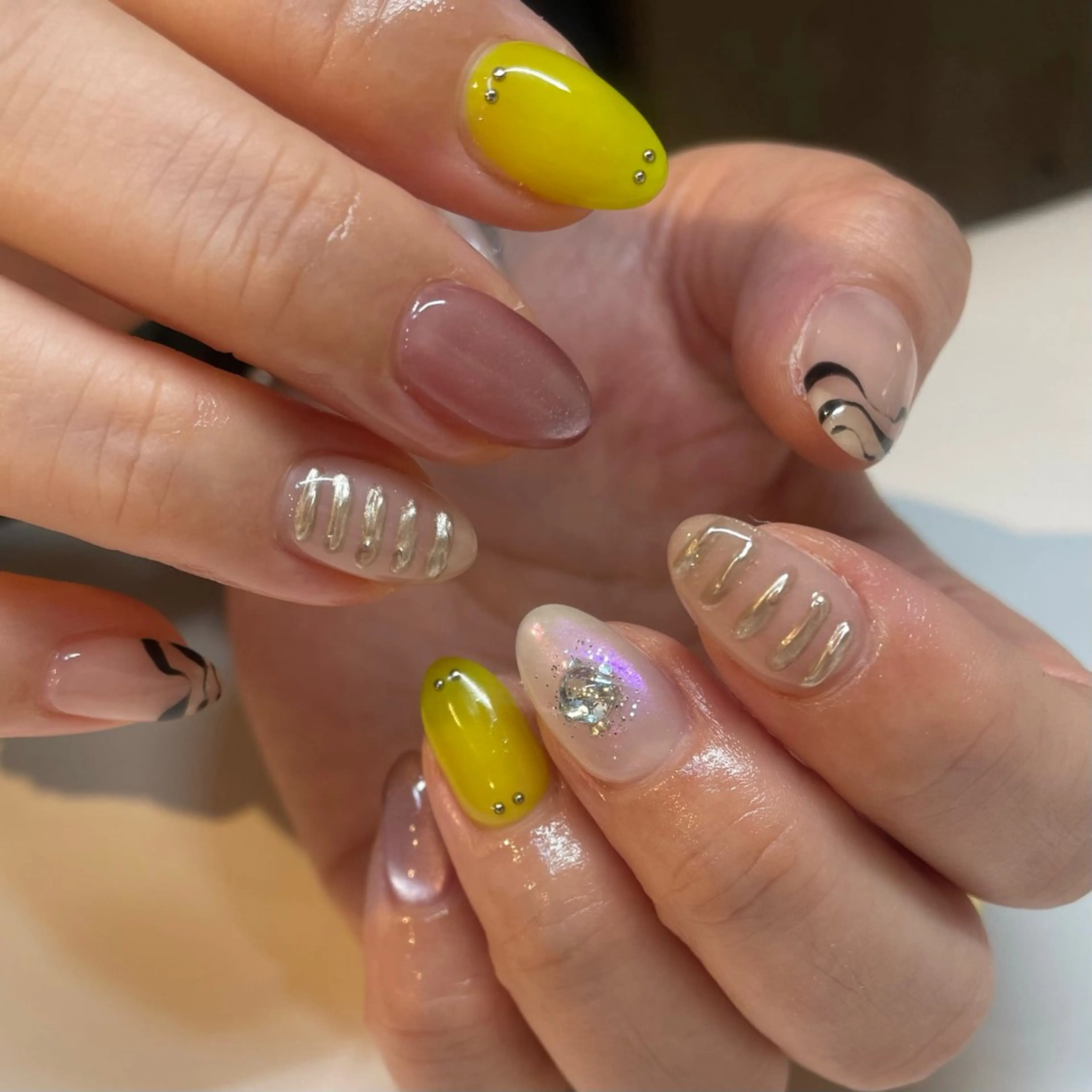 ネイル 持ち込み Manon Yuiのネイルデザイン