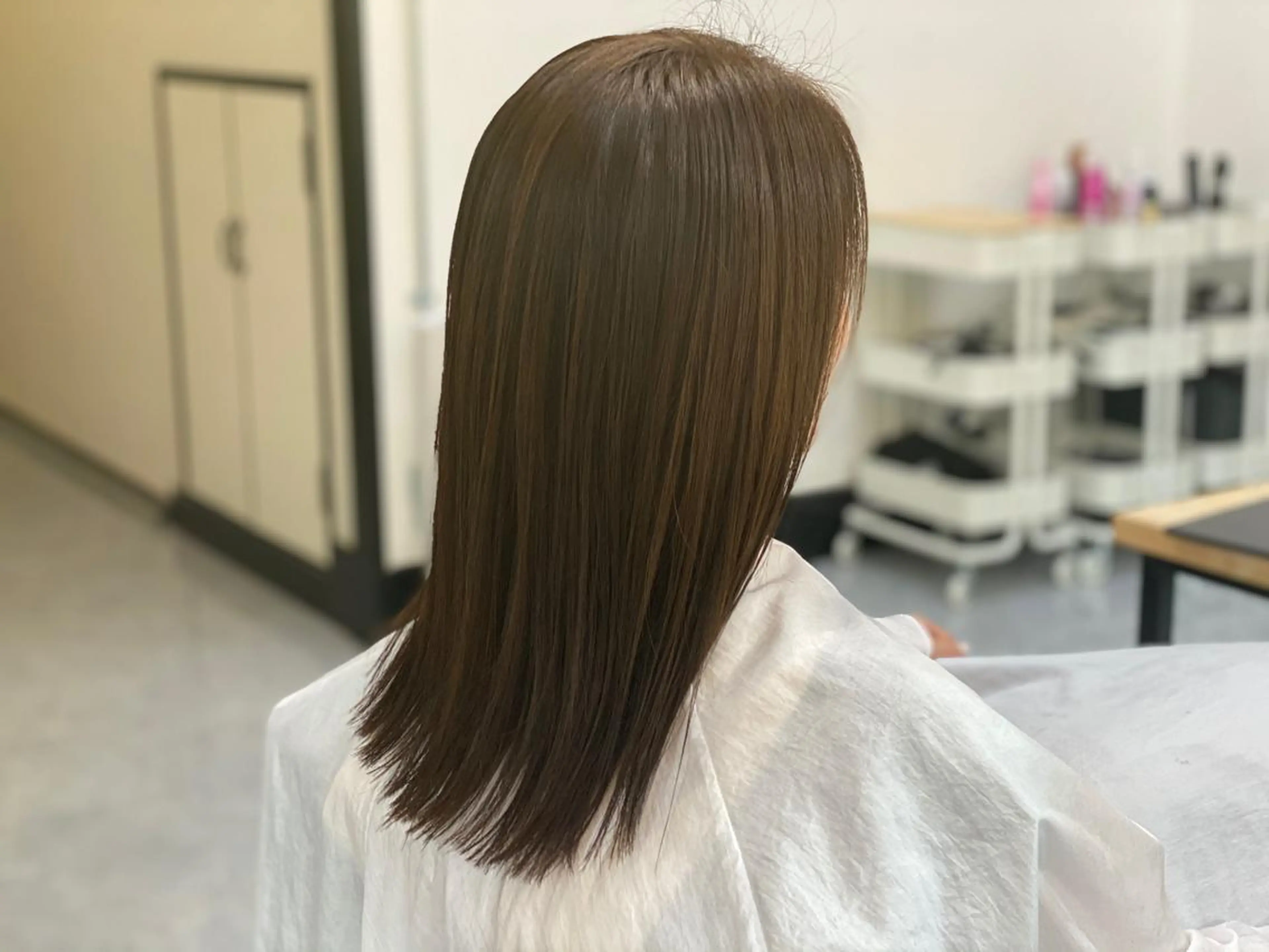 セミロング カラー アッシュ 透明感カラー カット ヘアカラー トリートメント ヘッドスパ CARICIA🌱 masaeのヘアスタイル