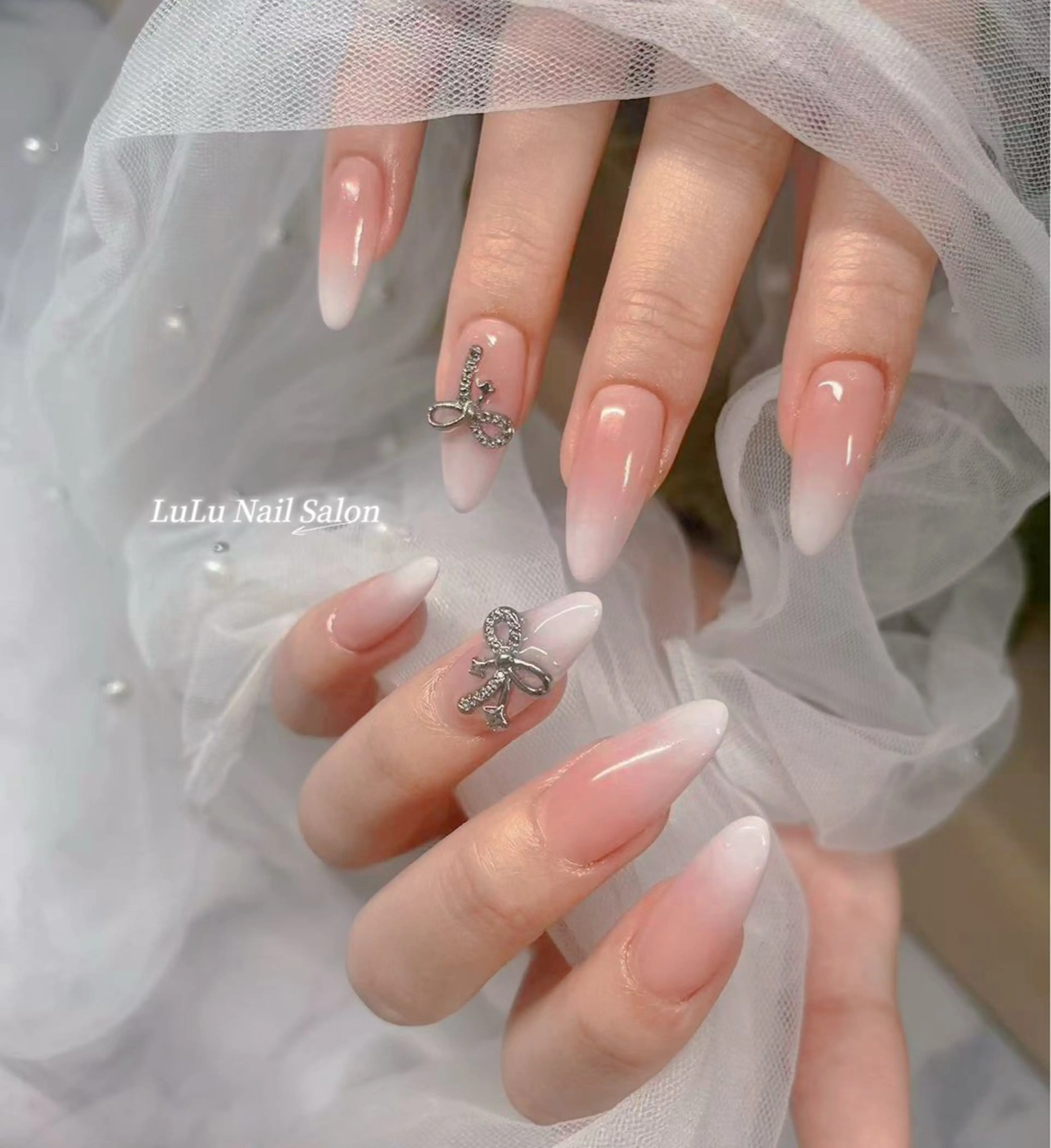 ネイル ハンドネイル LU LU NailSalonのネイルデザイン