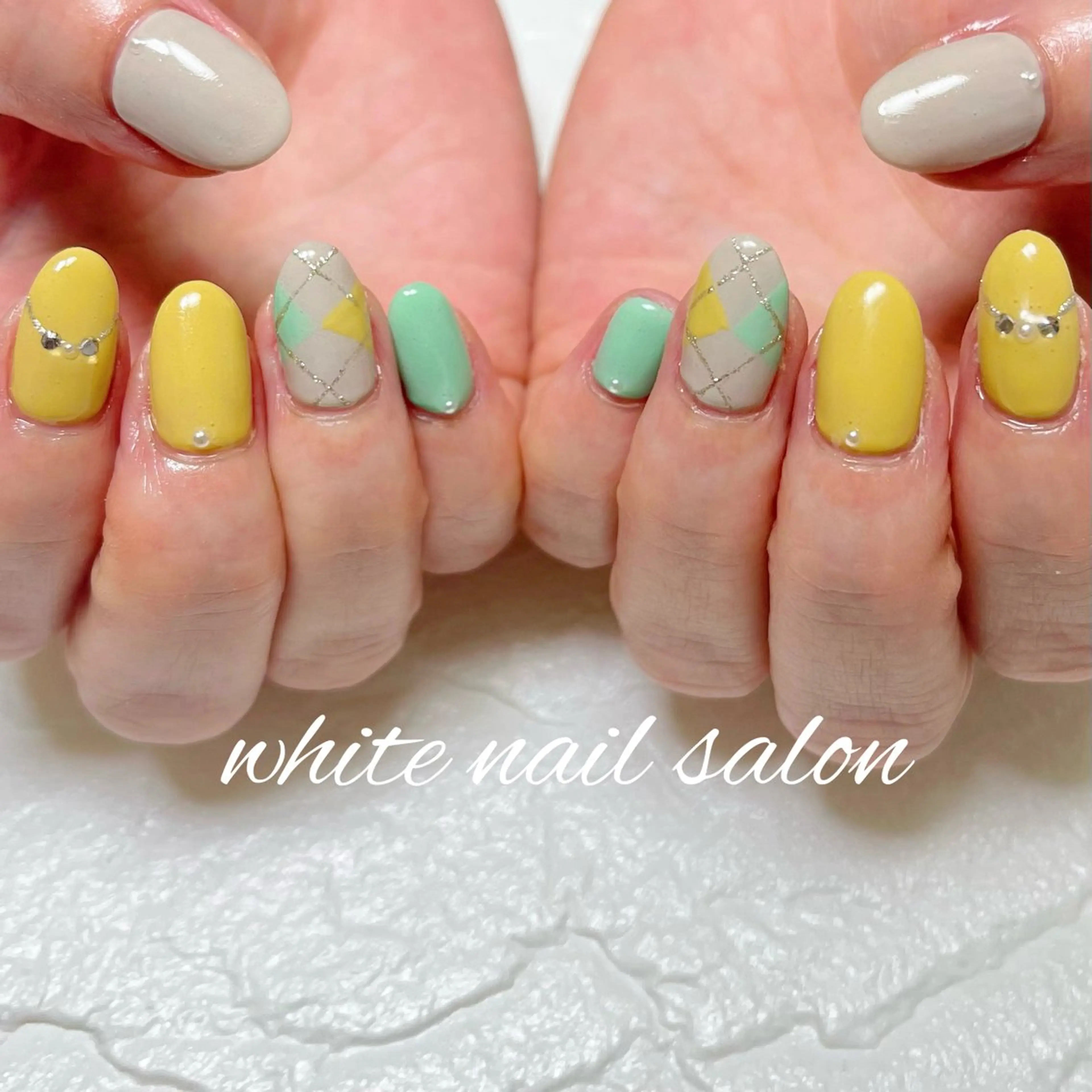 ネイル ハンドネイル white nail salonのネイルデザイン
