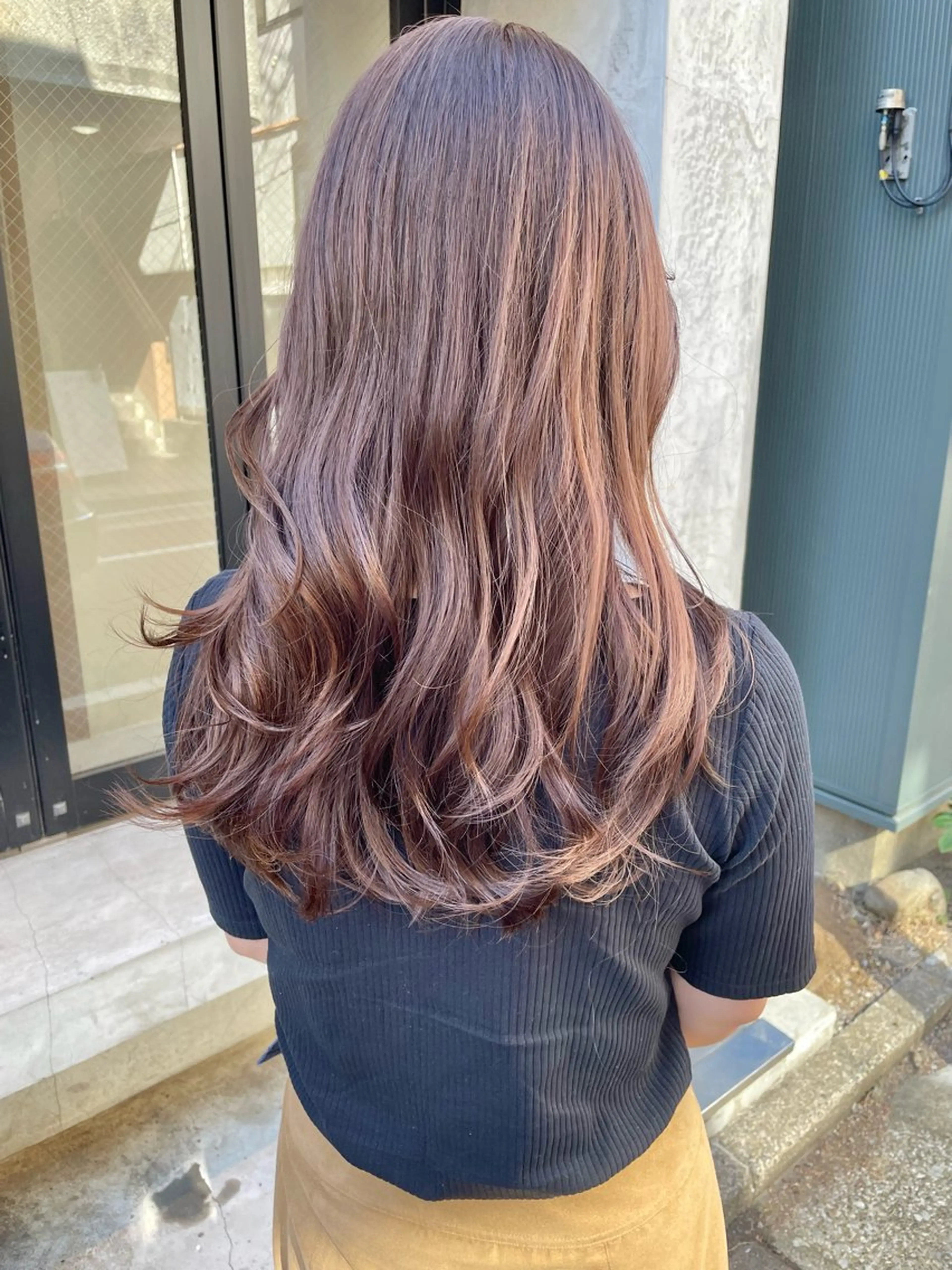 セミロング カラー 🩰オリーブ/ ベージュ松本咲花🩰のヘアスタイル