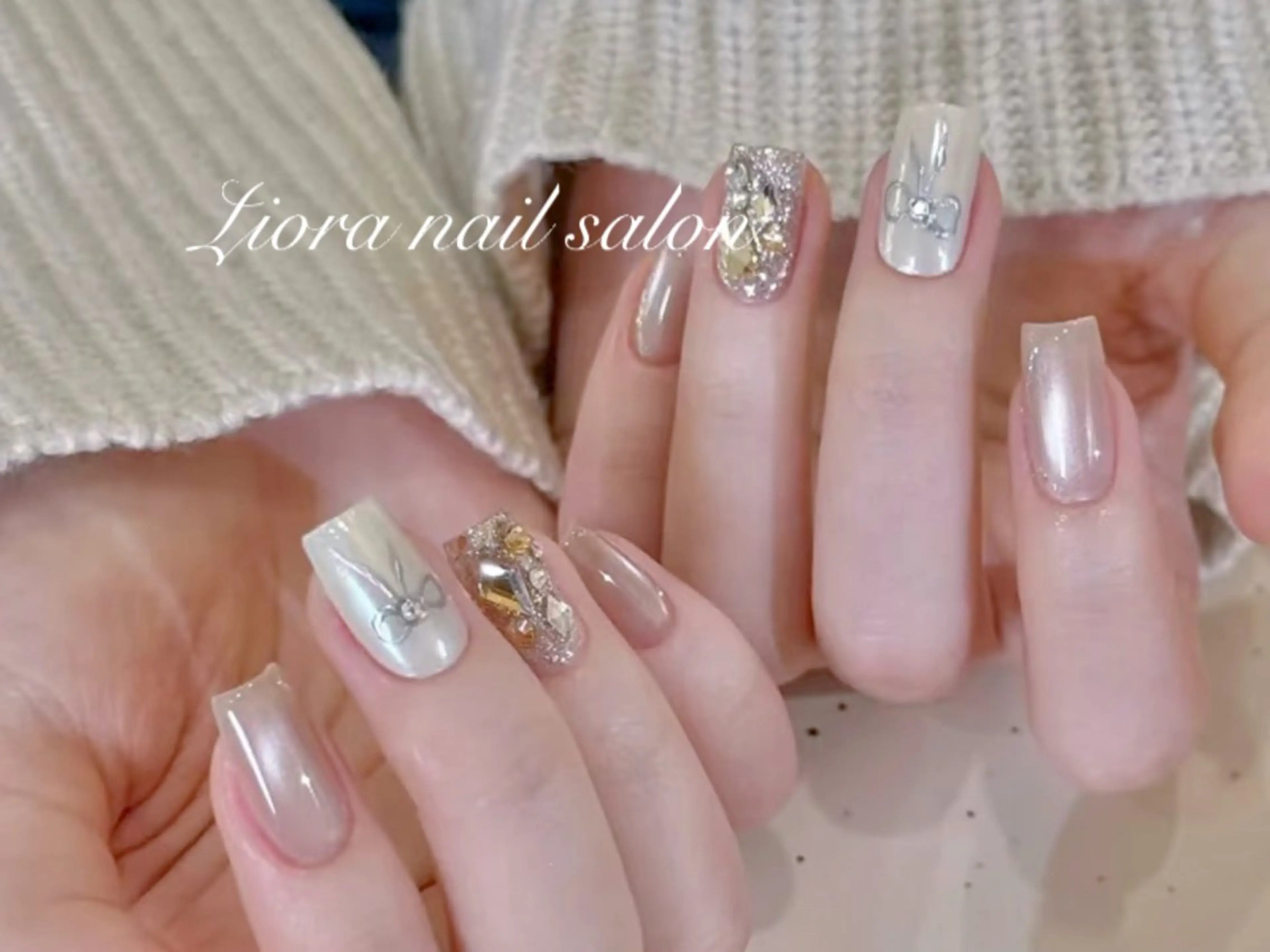 ネイル フレンチネイル ジェルネイル ガーリー グラデーション キラキラネイル ハンドネイル Liora nail スカルプ専門店のネイルデザイン