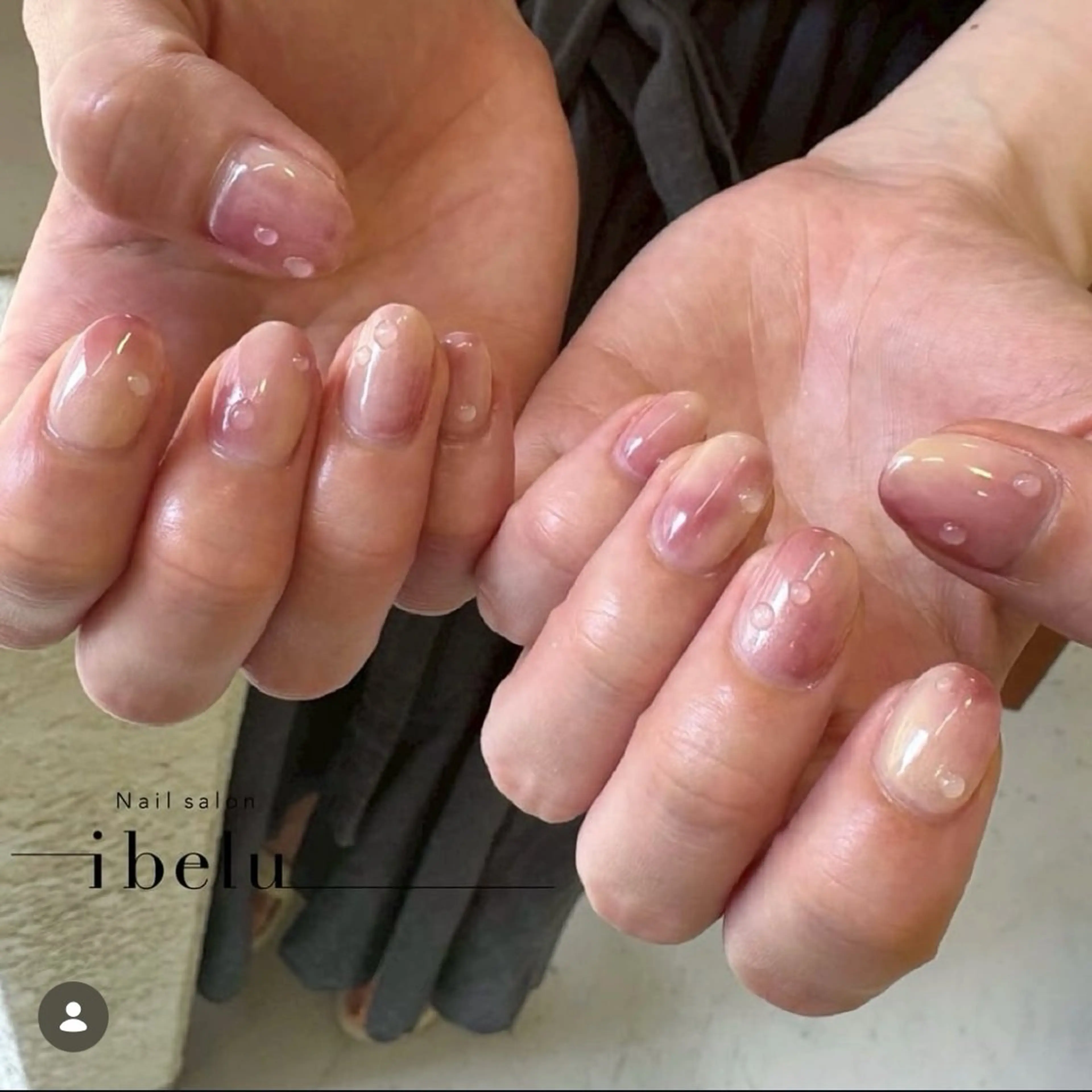 ネイル 👻🩶 Rのネイルデザイン