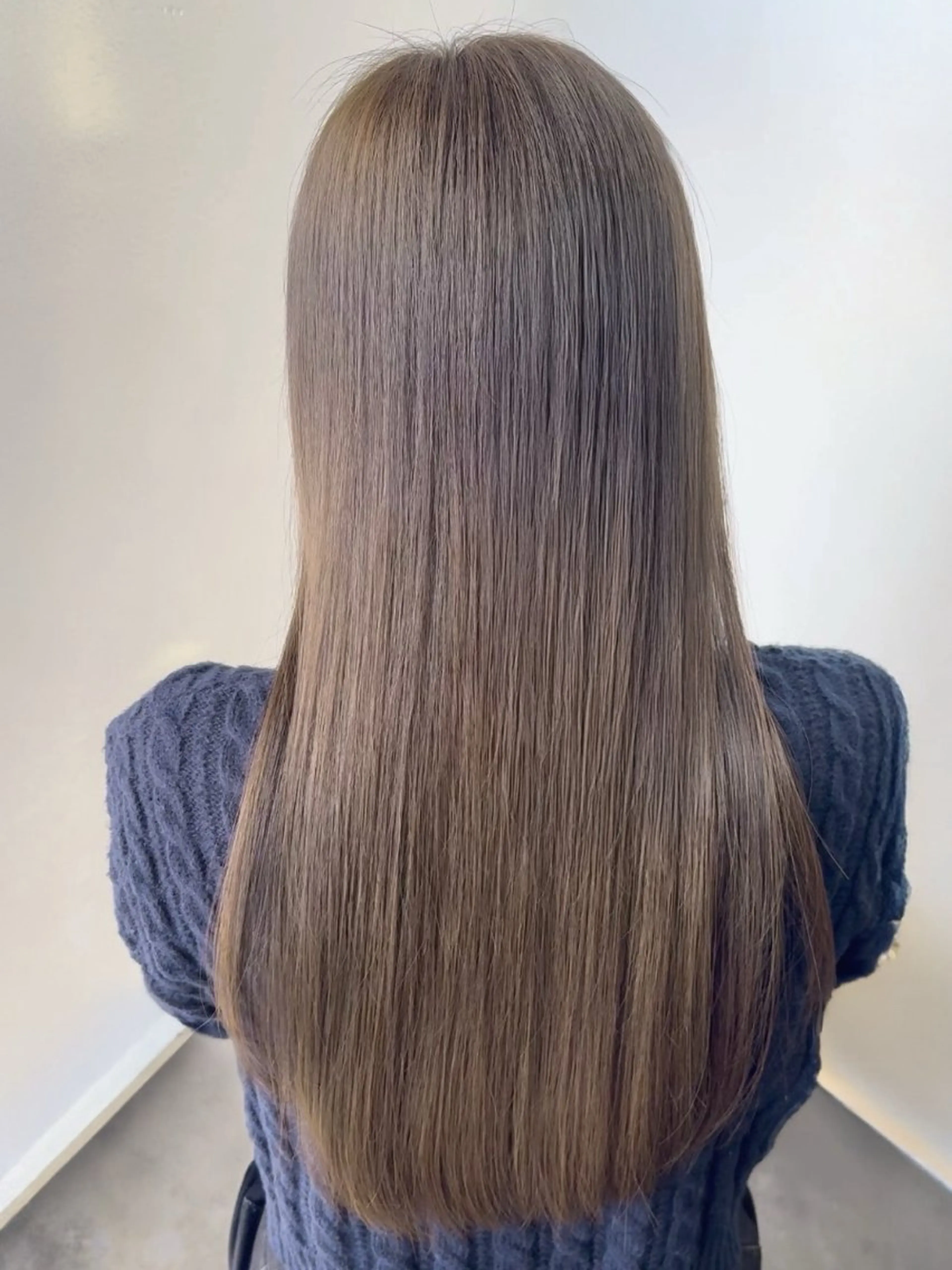 ロング カラー ブリーチ ブラウンカラー 透明感カラー ダブルカラー ブリーチなしカラー ヘアカラー 透明感color ハイトーン✨みくりのヘアスタイル