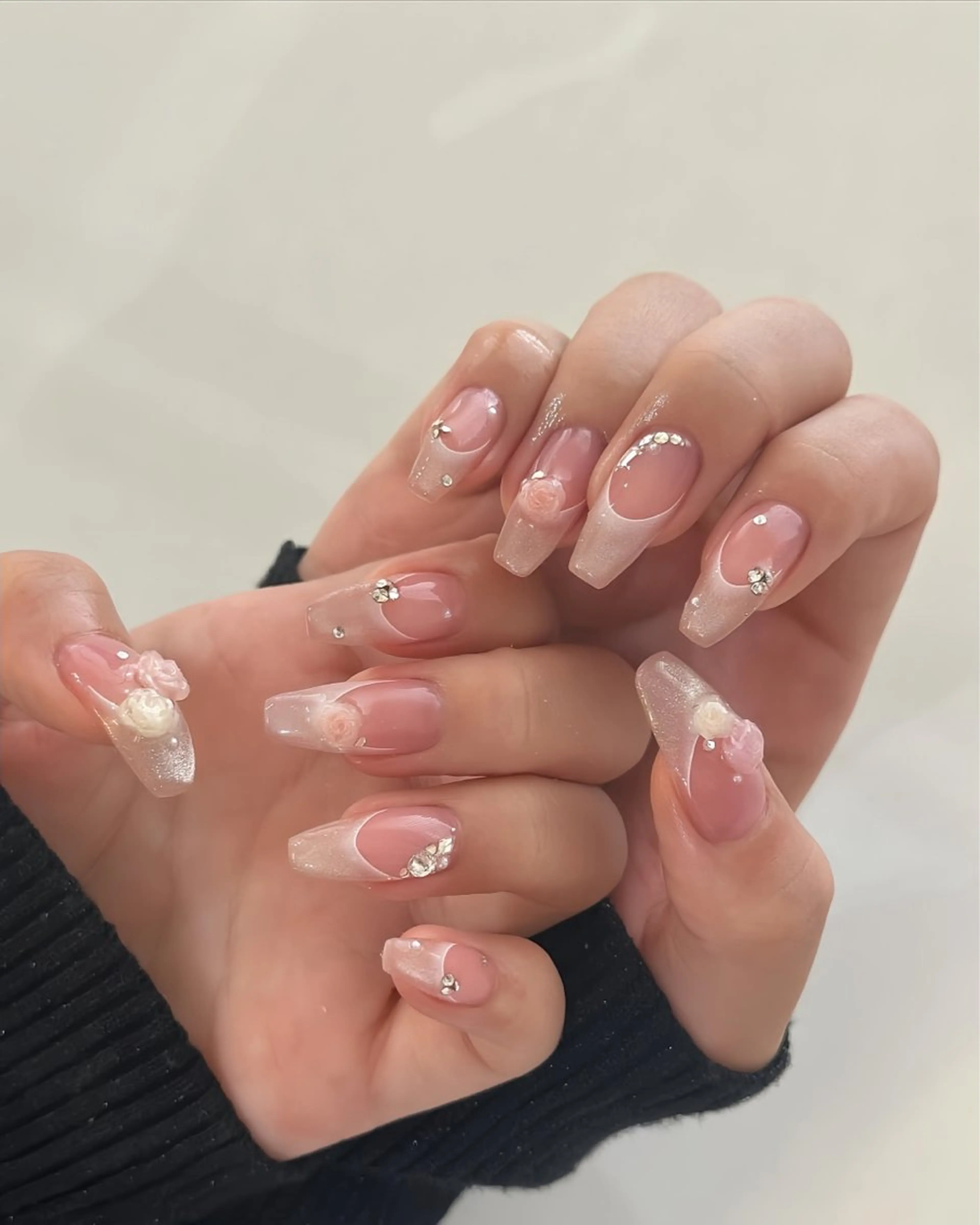 ネイル アートネイル 長さ出し ガーリー 韓国ネイル 持ち込み Rin Nail 新大久保店のネイルデザイン