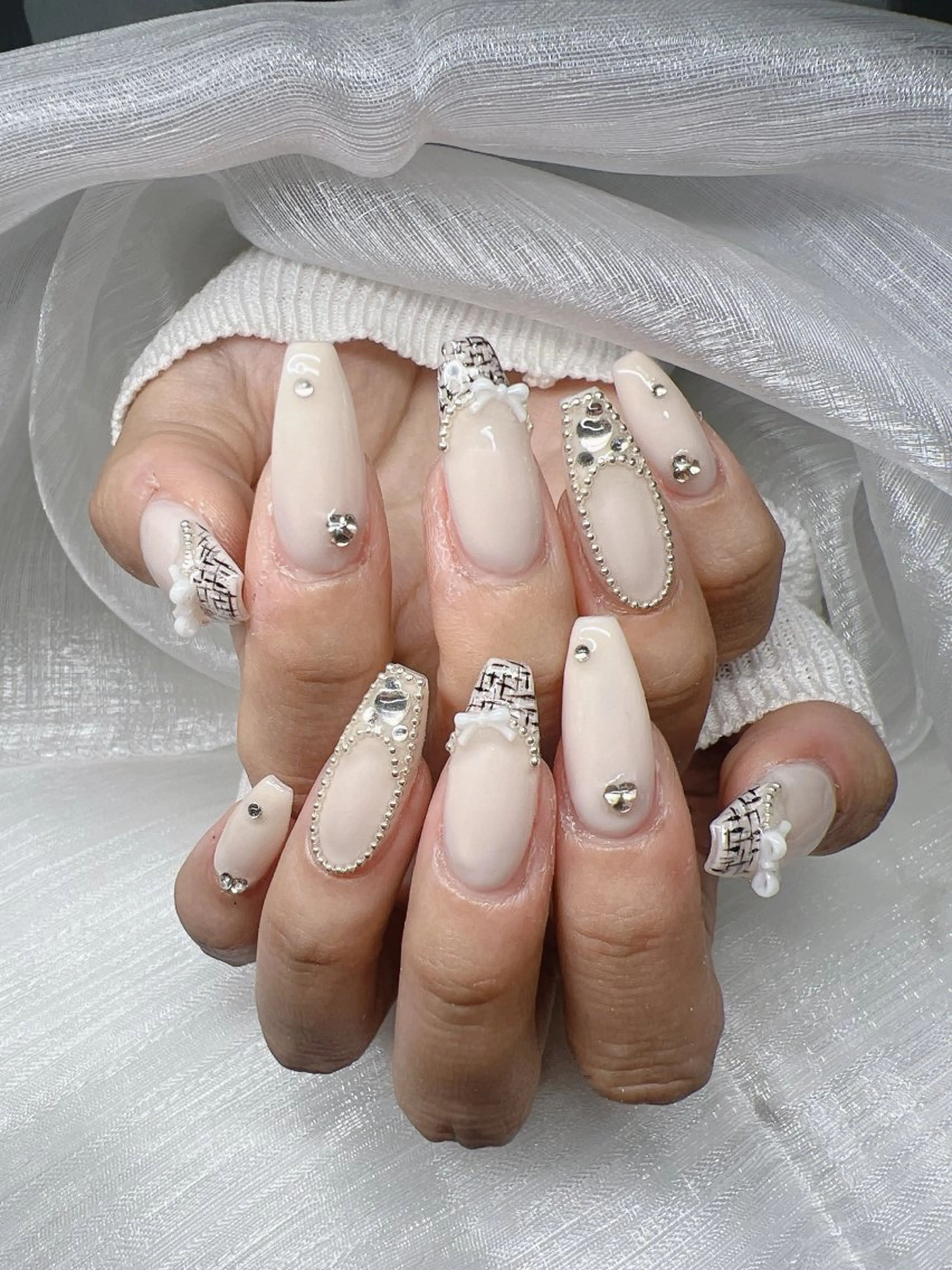 ネイル 長さ出し グラデーション キラキラネイル マグネットネイル ニュアンスネイル Lee Nails チップ長さだし専門店のネイルデザイン